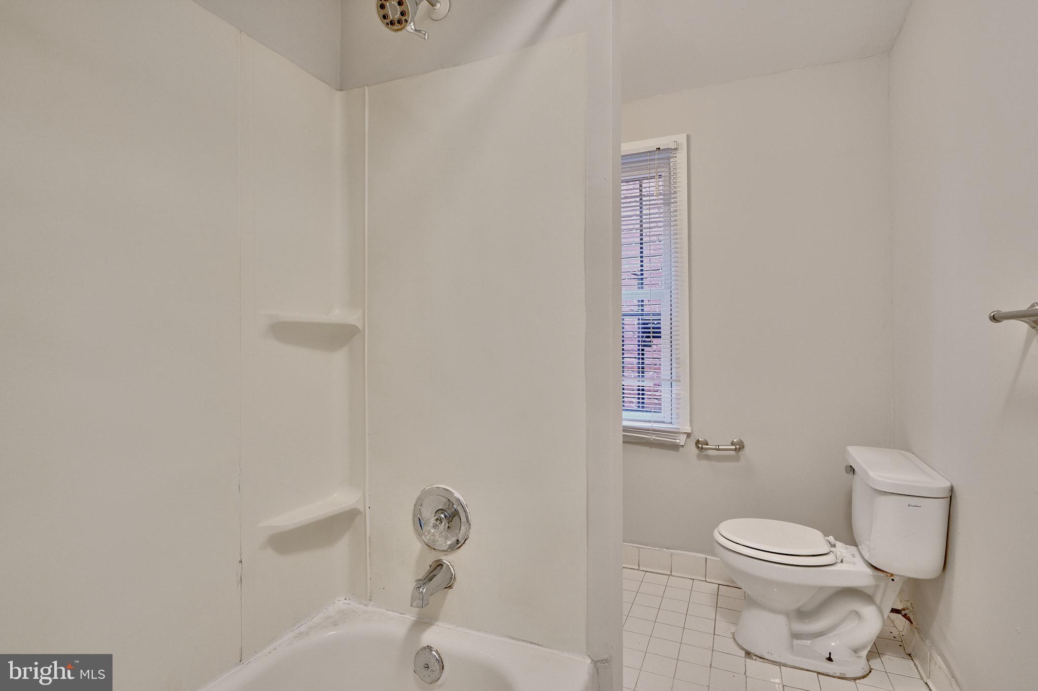 HOLLINS MARKET - Residential Income