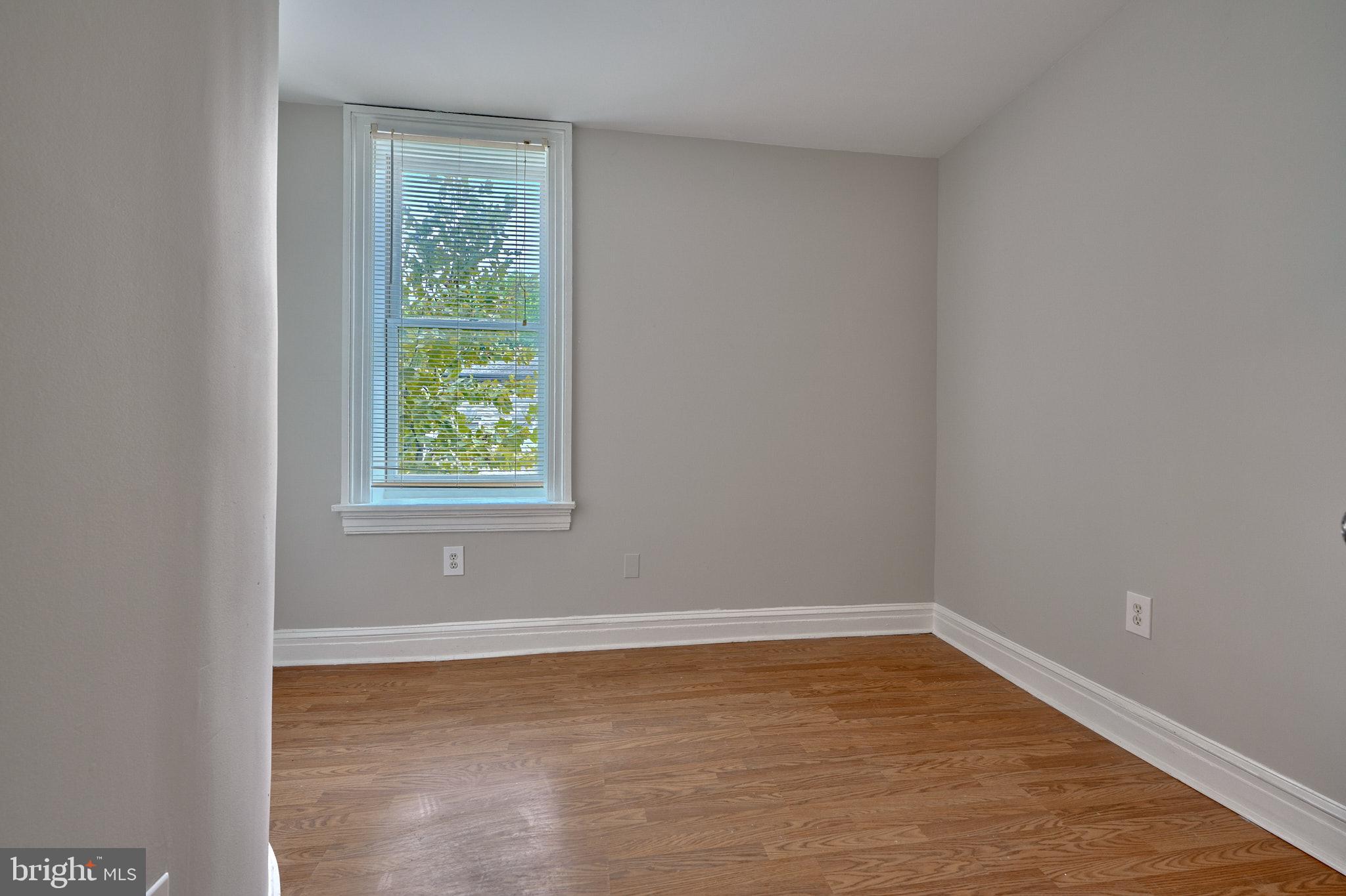 HOLLINS MARKET - Residential Income