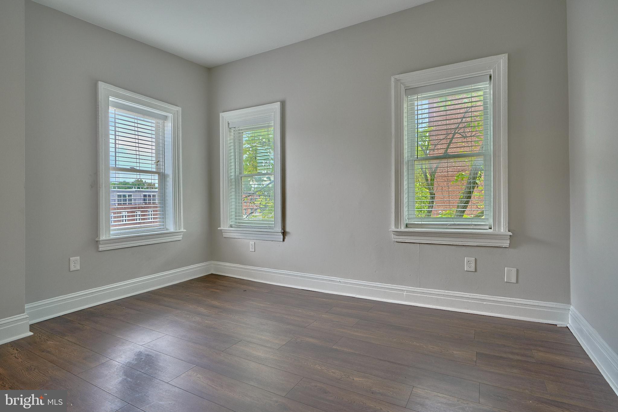 HOLLINS MARKET - Residential Income