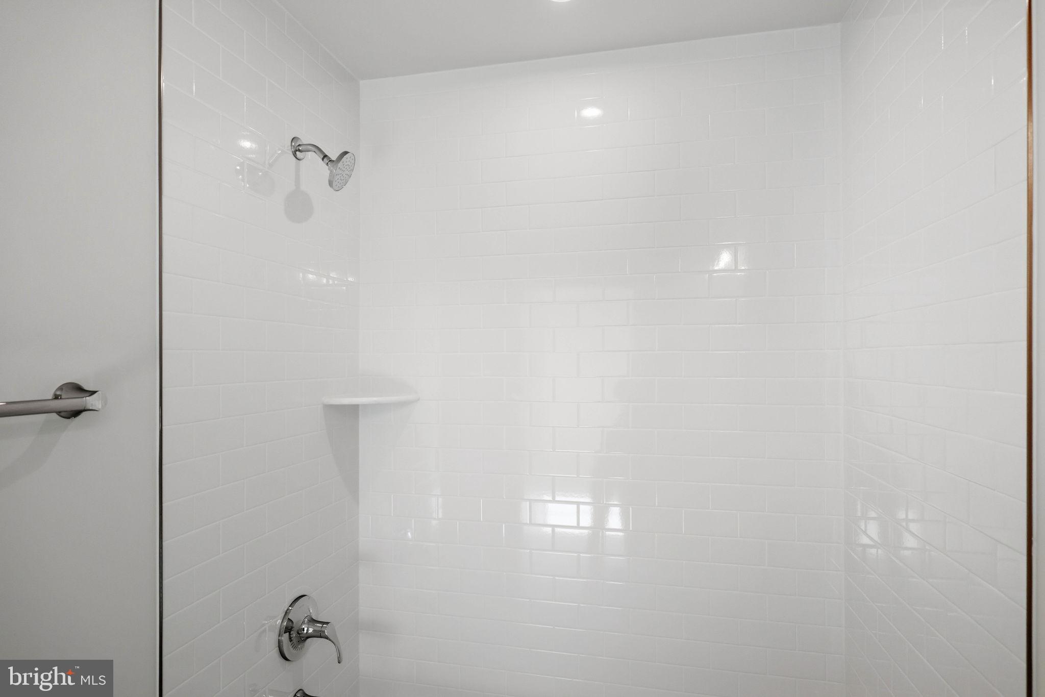 TUSCARORA VILLAGE - Residential Lease