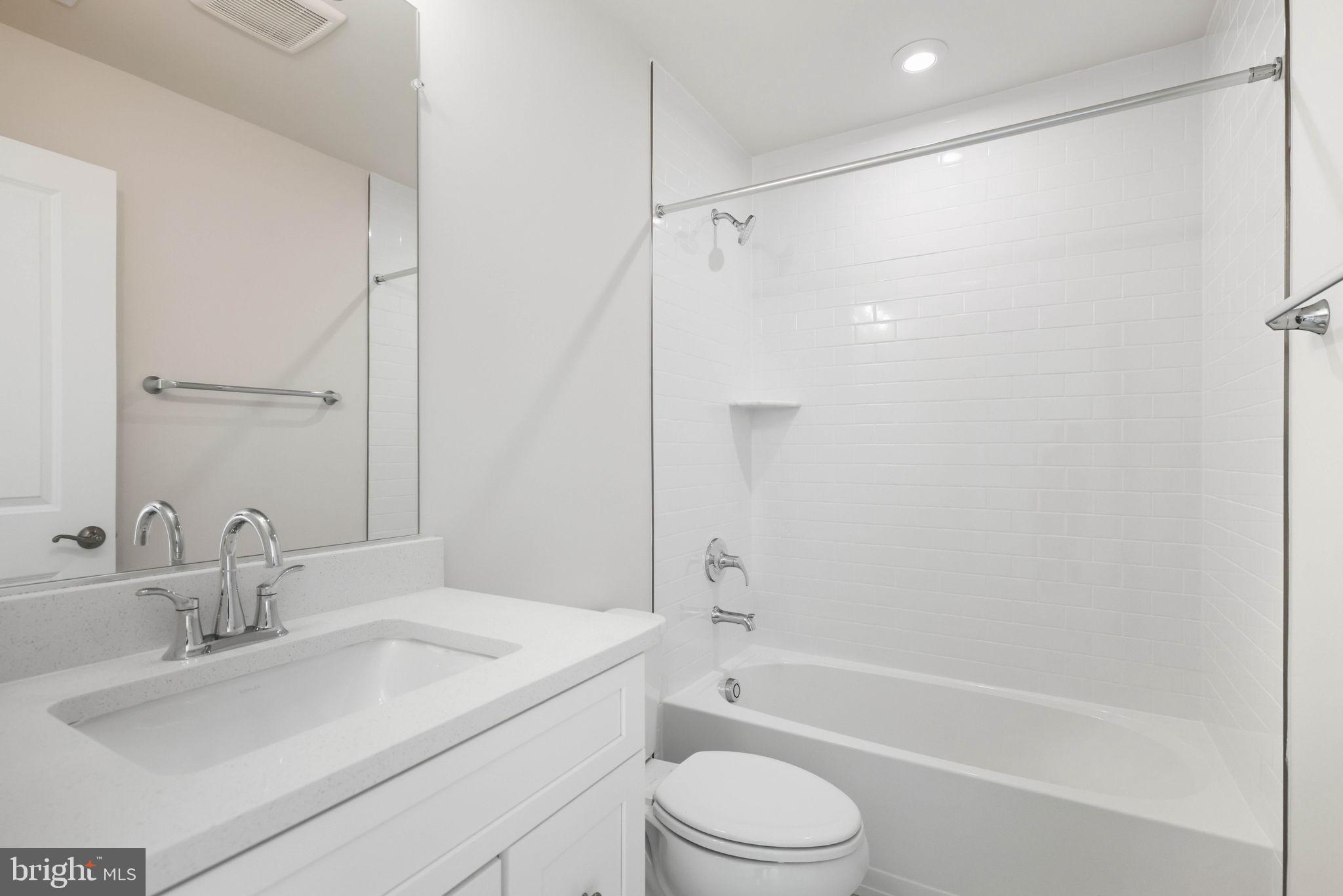 TUSCARORA VILLAGE - Residential Lease