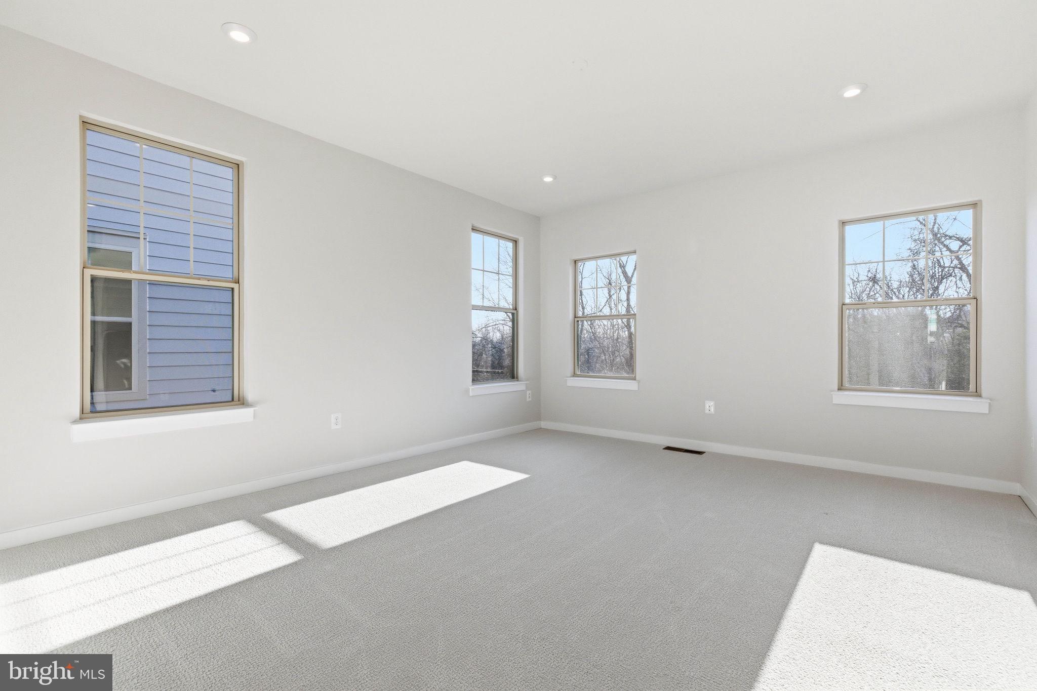 TUSCARORA VILLAGE - Residential Lease