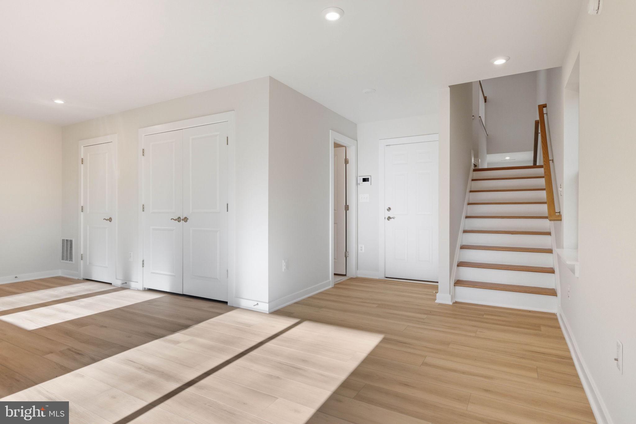 TUSCARORA VILLAGE - Residential Lease