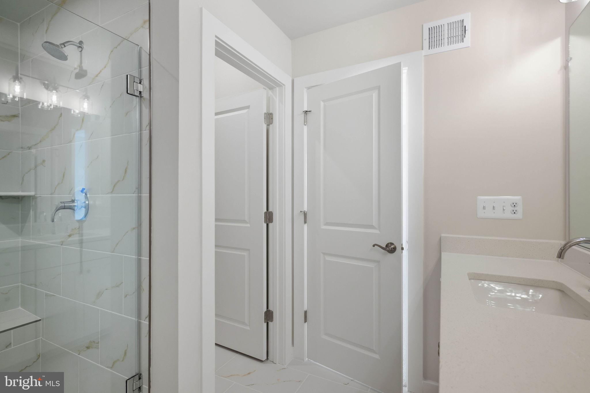 TUSCARORA VILLAGE - Residential Lease