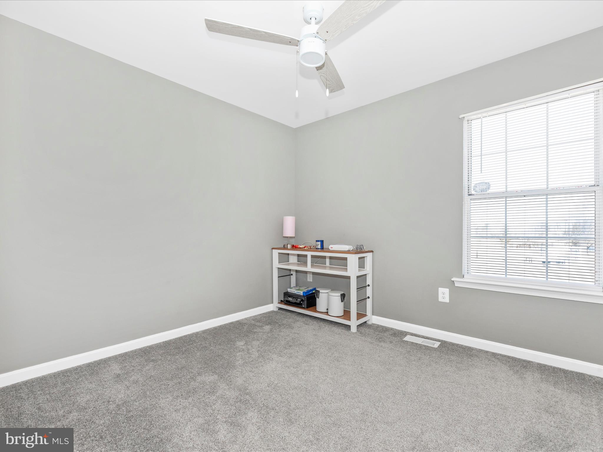 ROBIN MEADOWS - Residential