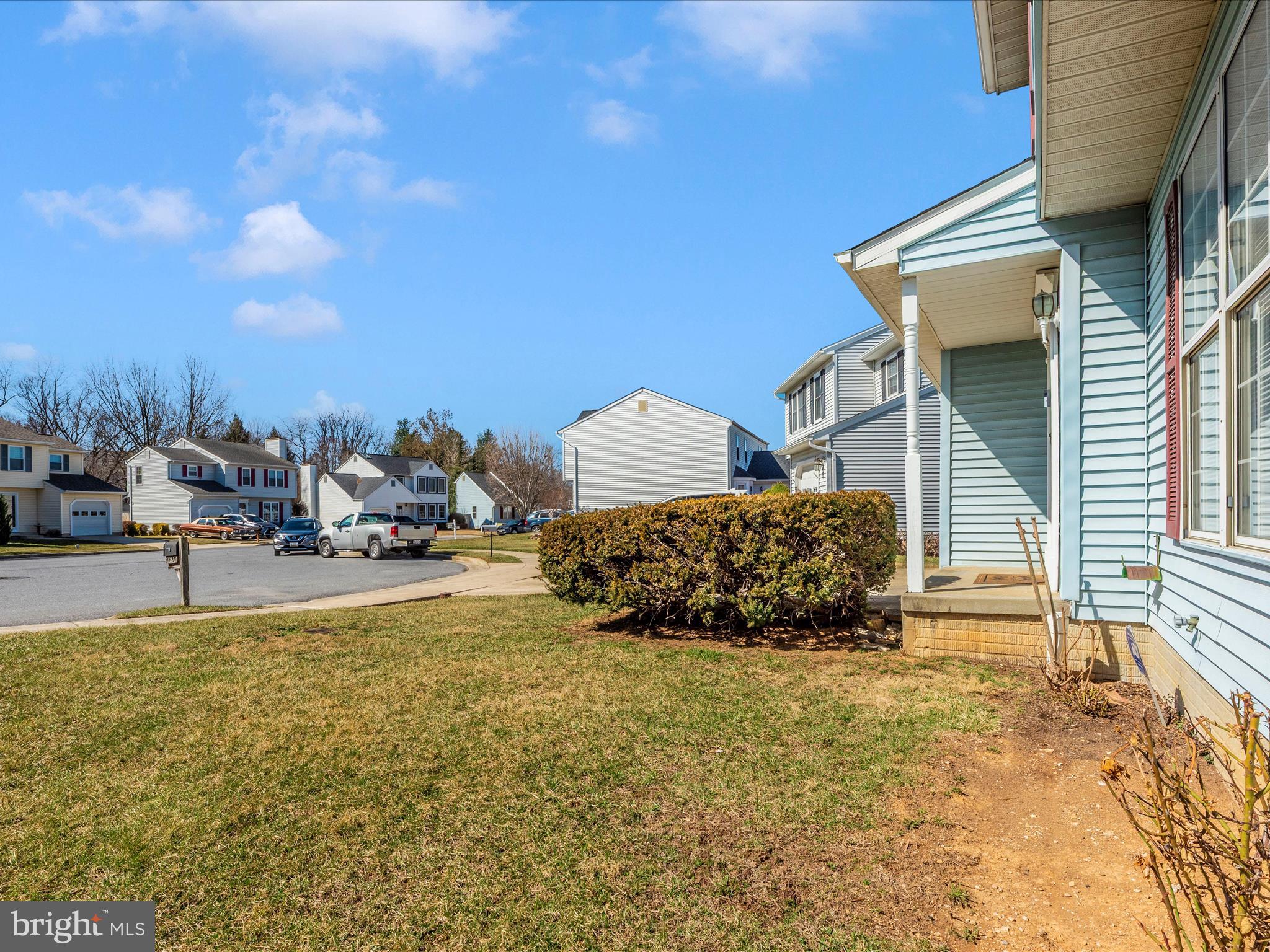 ROBIN MEADOWS - Residential