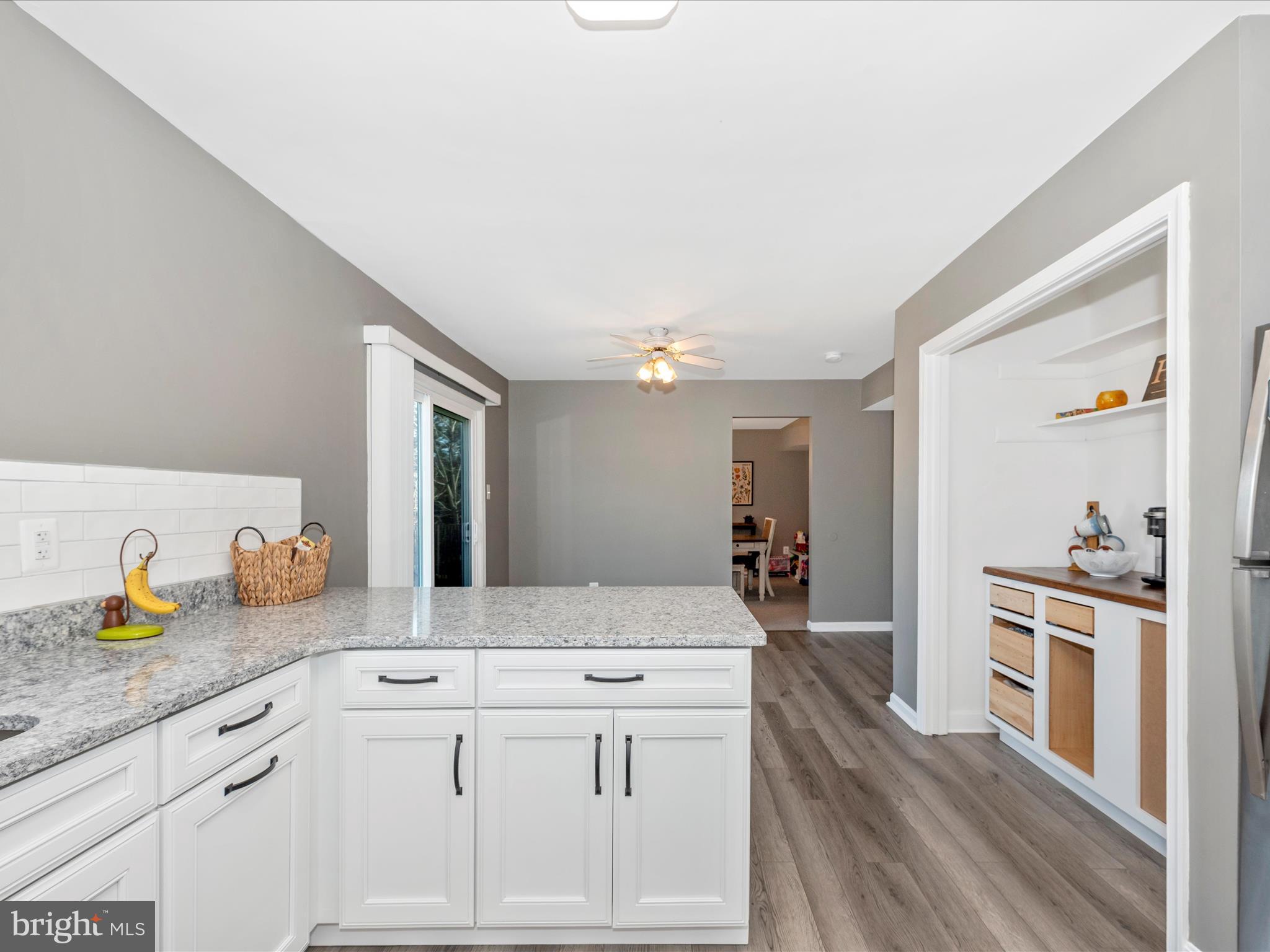 ROBIN MEADOWS - Residential