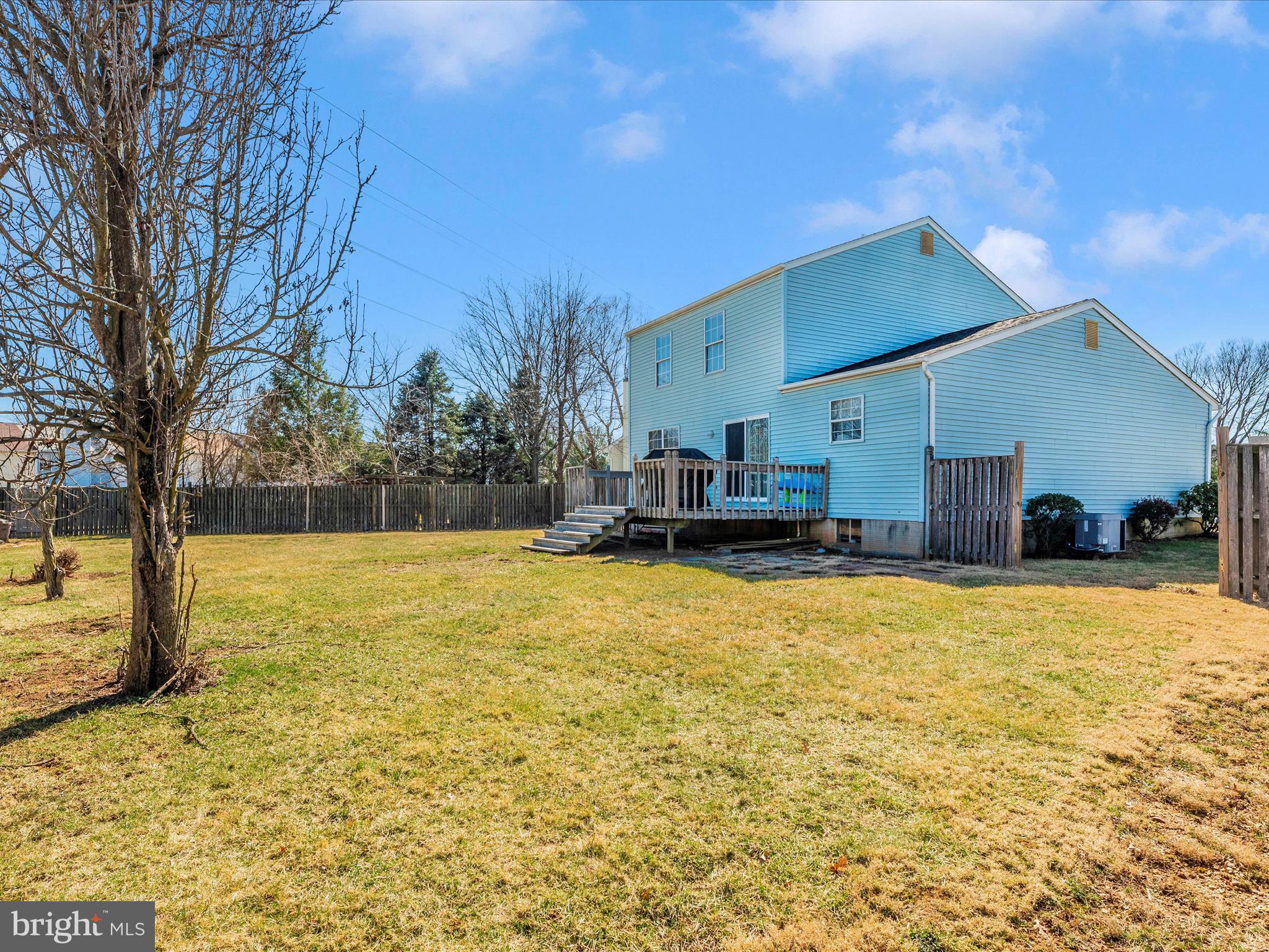 ROBIN MEADOWS - Residential