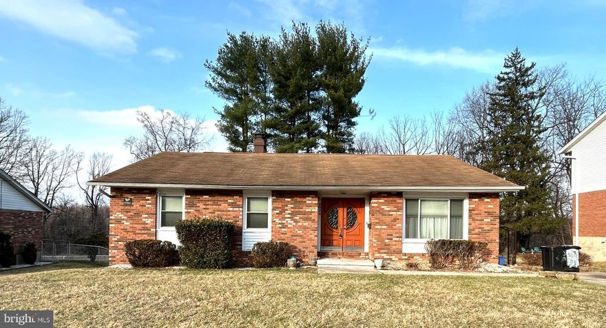 Detached rancher in Old Court Estates features 4 bedrooms (1 on lower level), 3 full bathrooms (1 on lower level), updated kitchen, Sunroom, vaulted living room ceilings, separate dining room, finished basement, central air/heat, ample storage and more features.