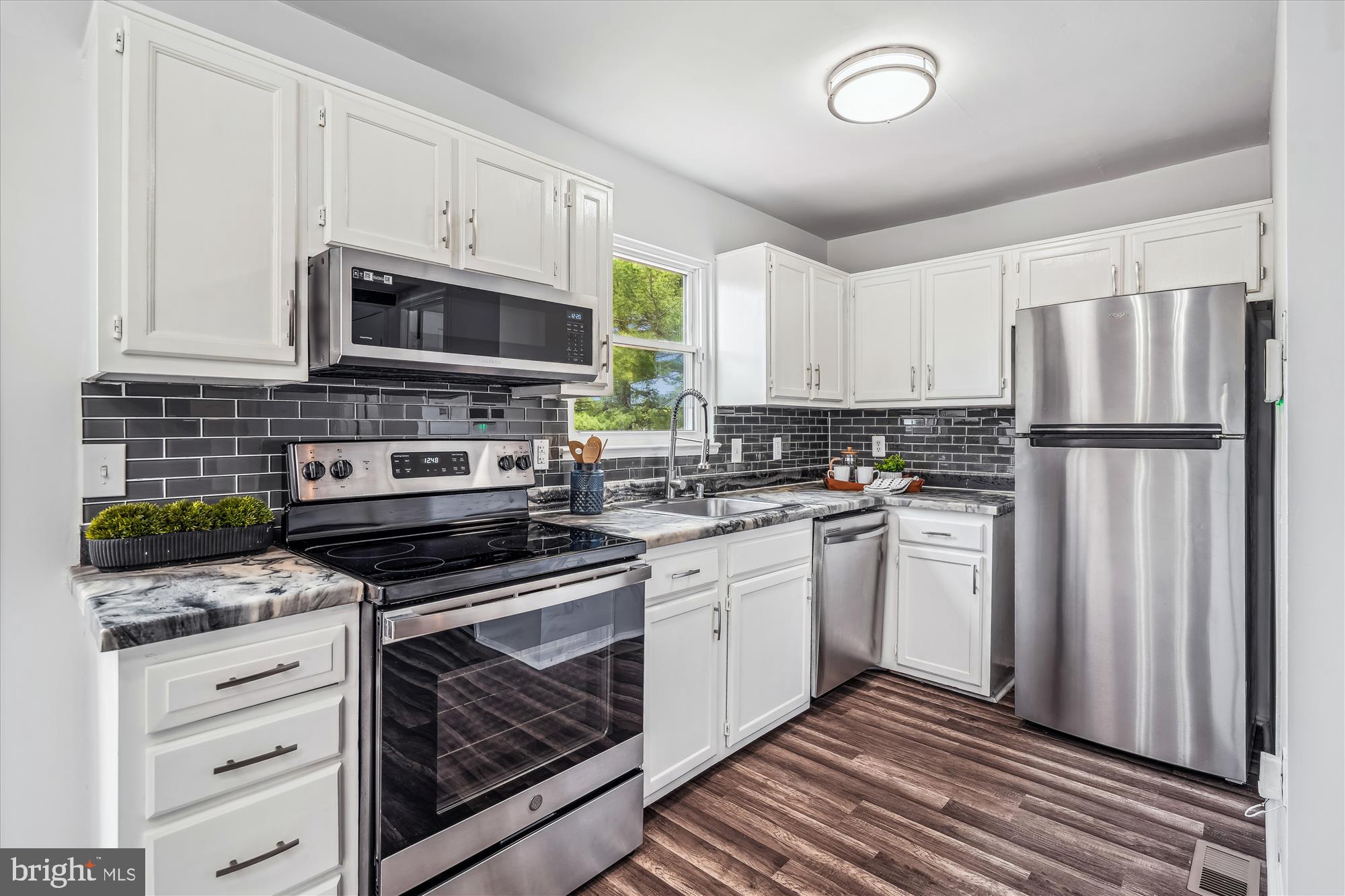 LOTTSFORD TOWNHOUSES - Residential