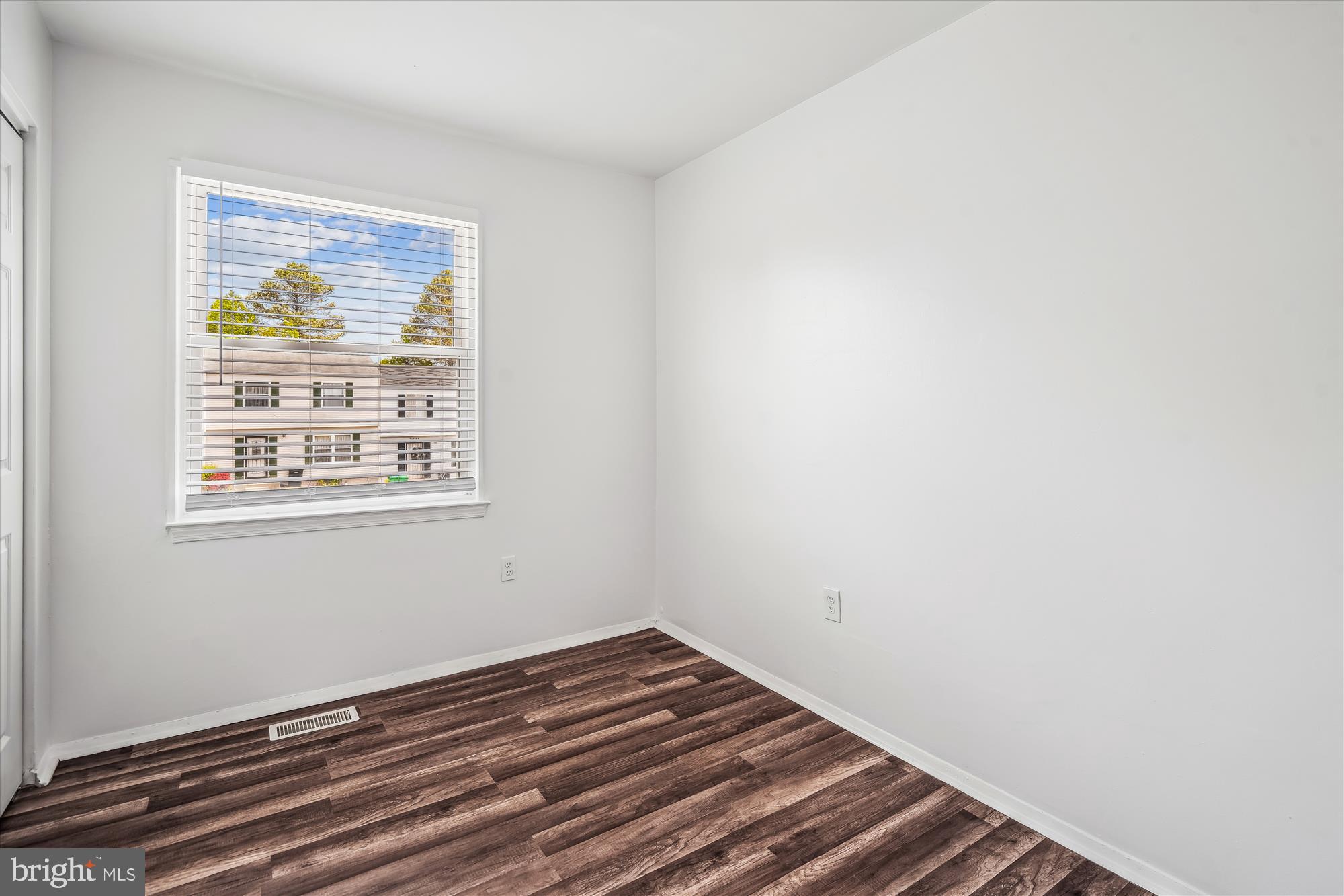 LOTTSFORD TOWNHOUSES - Residential