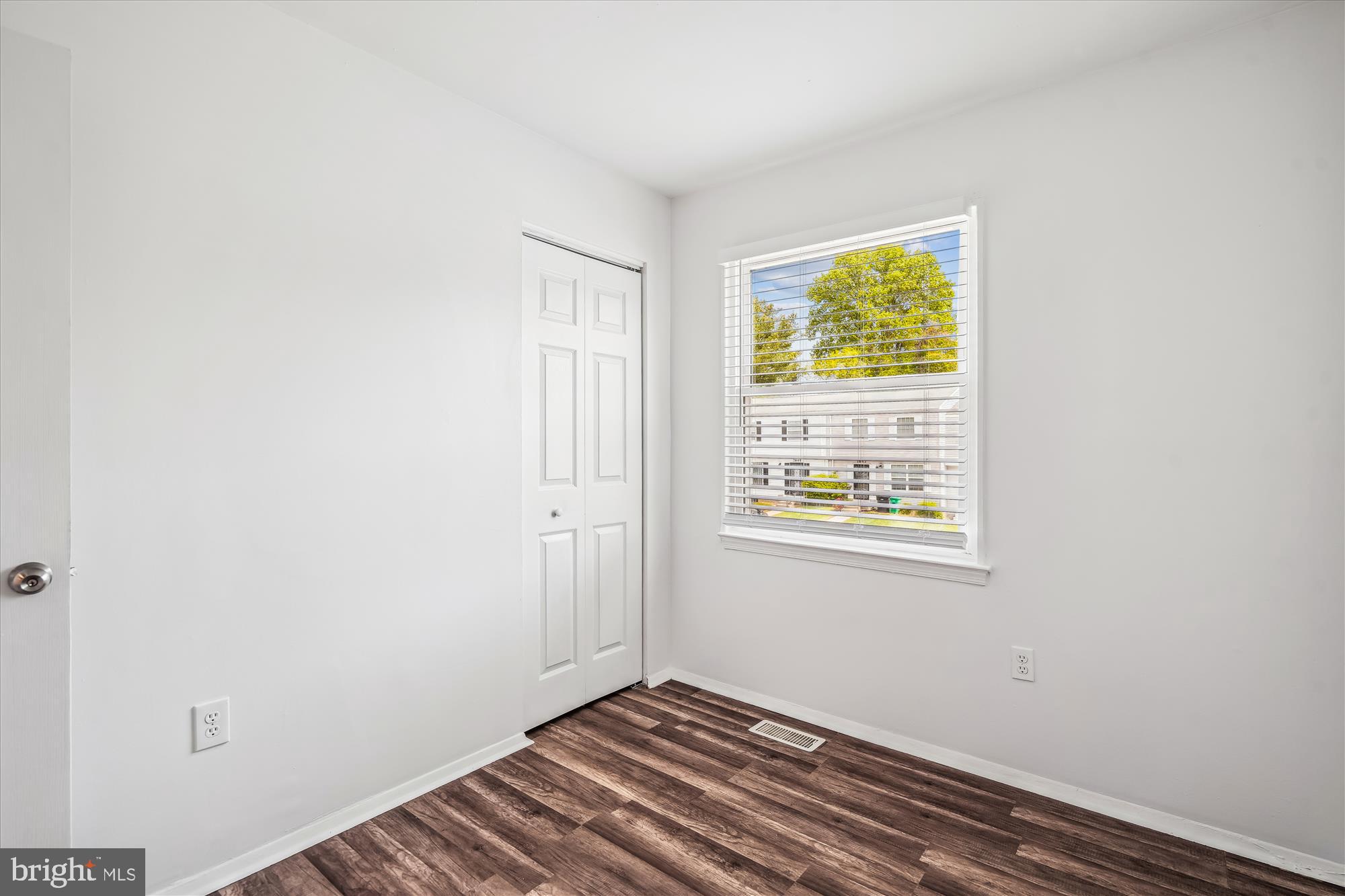 LOTTSFORD TOWNHOUSES - Residential