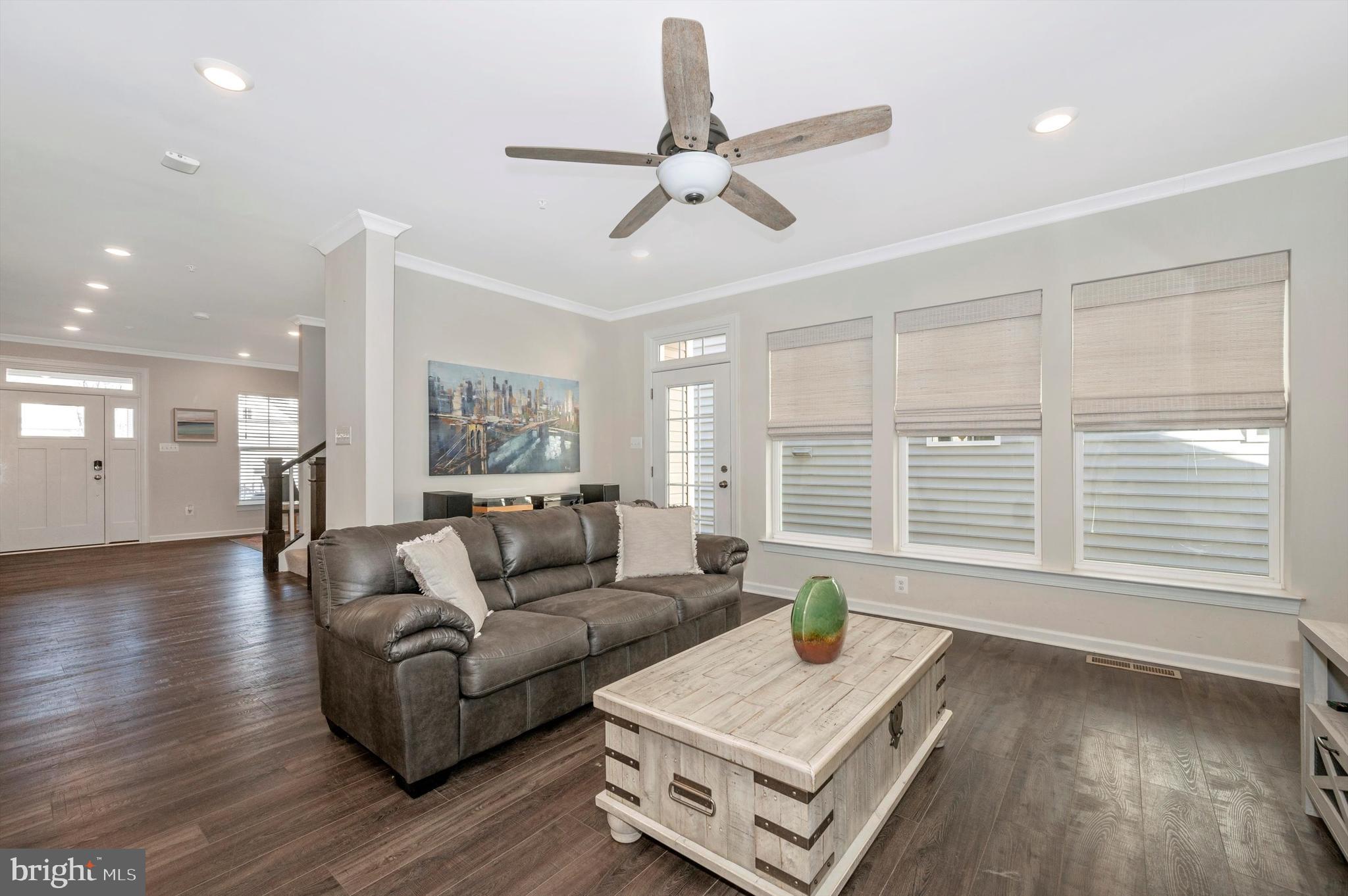 WESTVIEW SOUTH - Residential