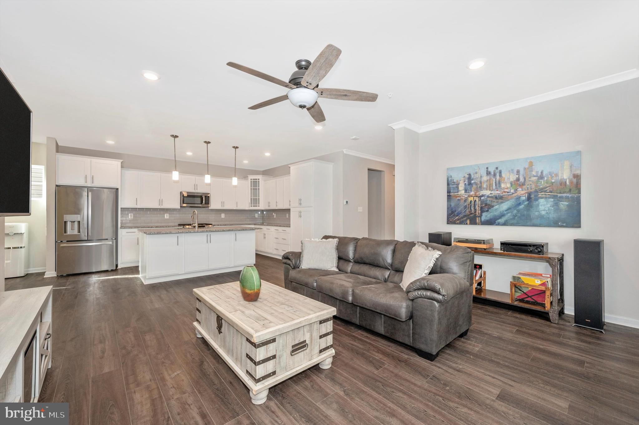 WESTVIEW SOUTH - Residential