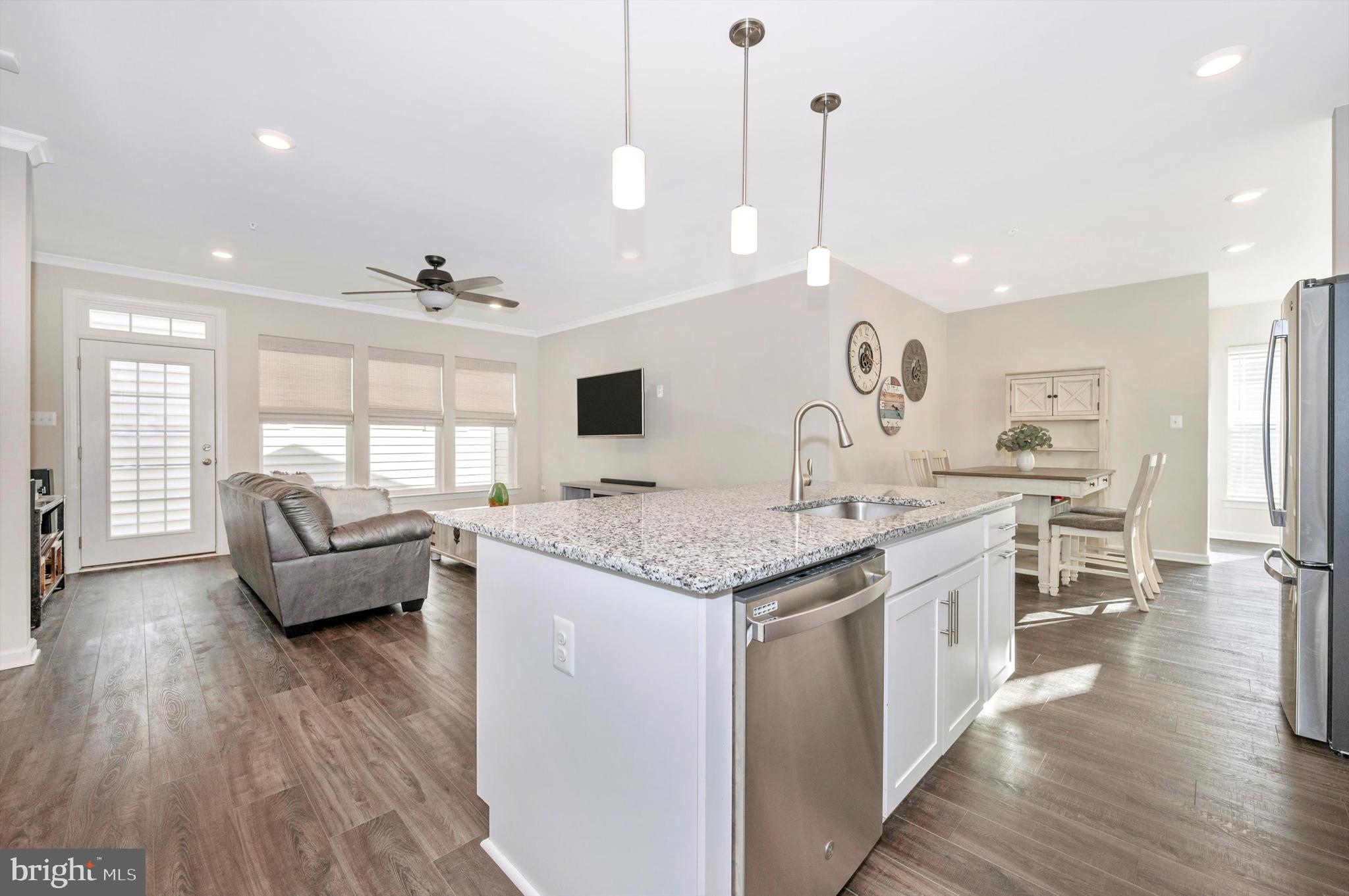 WESTVIEW SOUTH - Residential