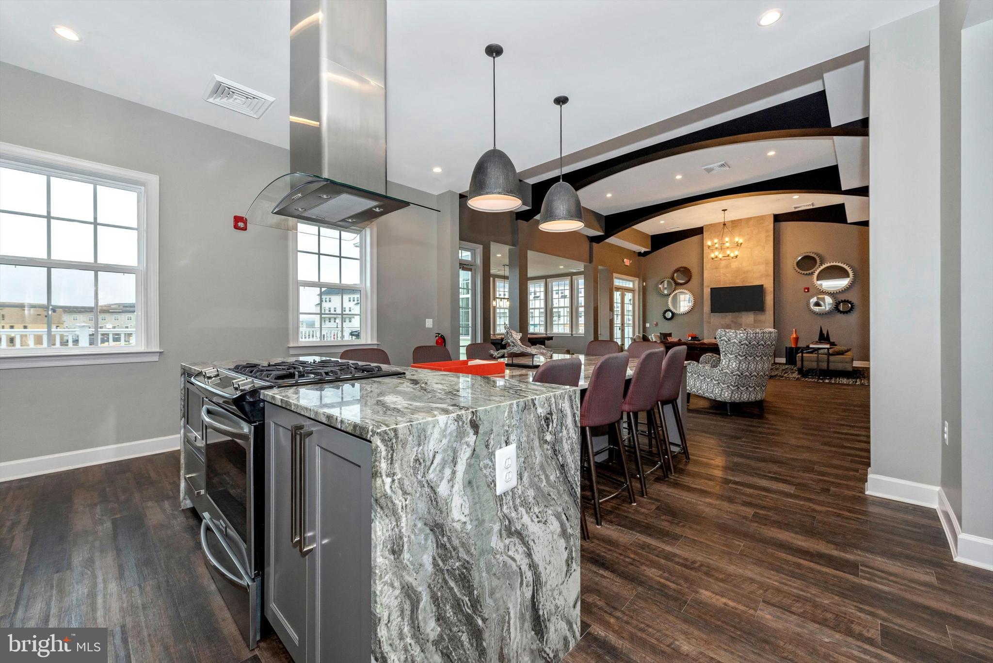 WESTVIEW SOUTH - Residential