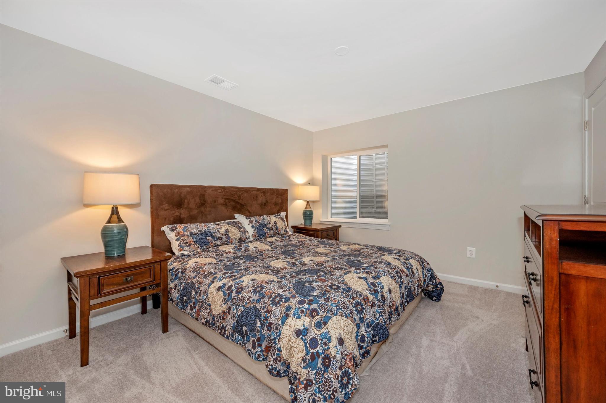 WESTVIEW SOUTH - Residential