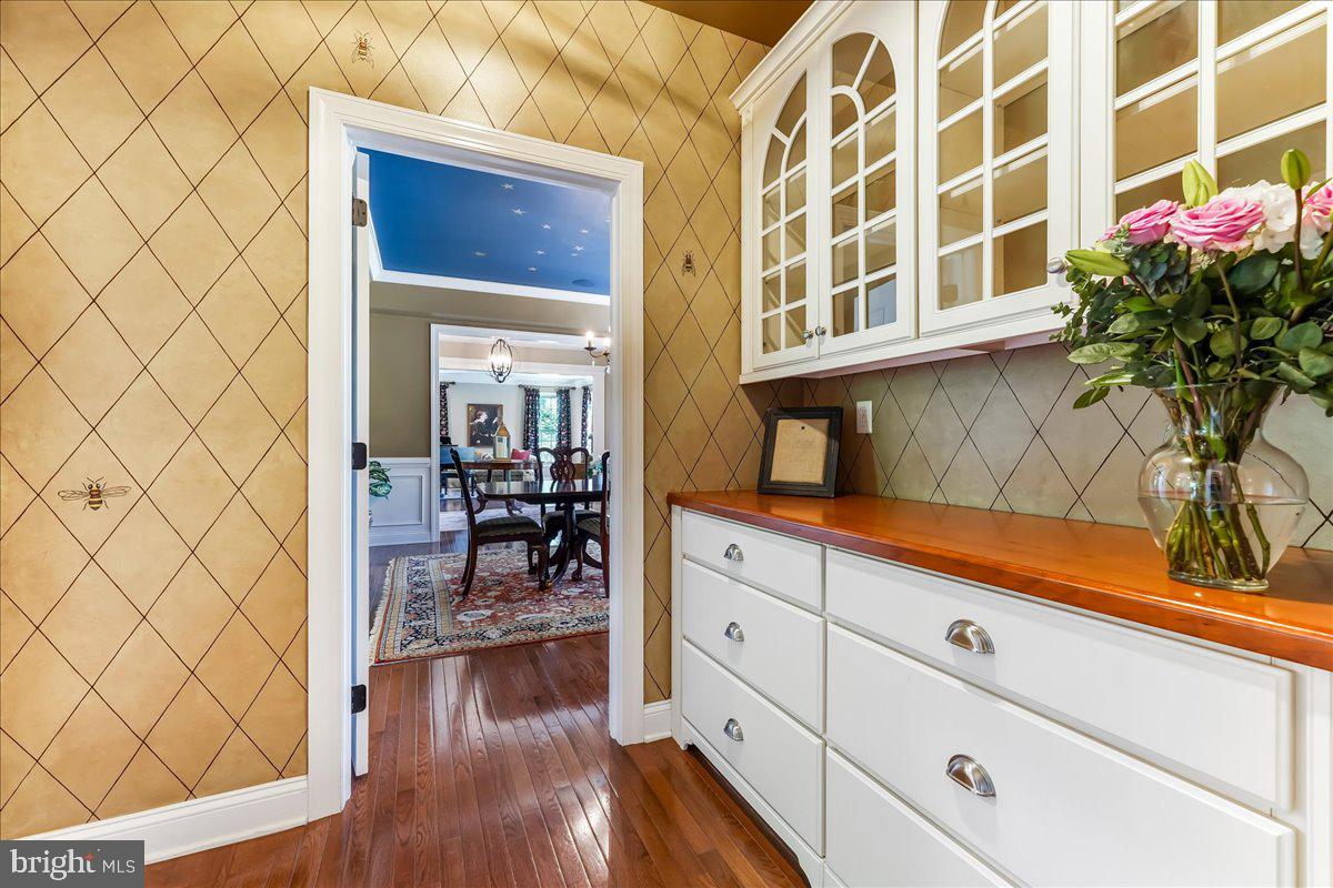 GREYSTONE - Residential