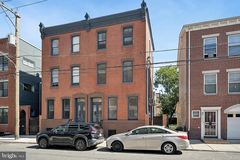 1221 N FRANKLIN STREET UNIT 3F