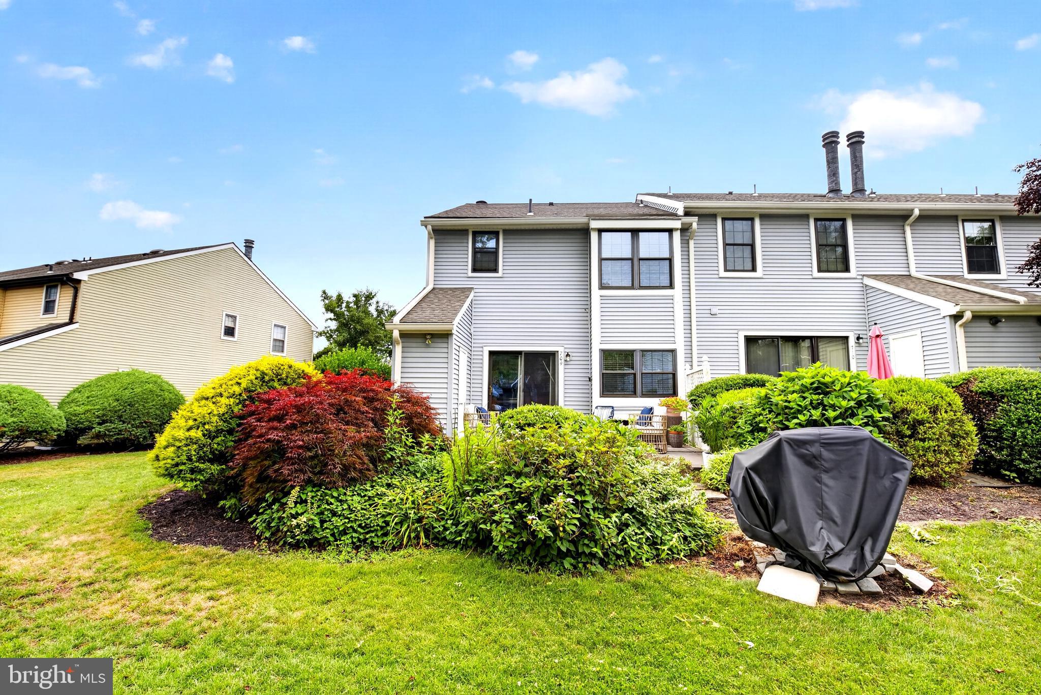 709 KINGS CROFT