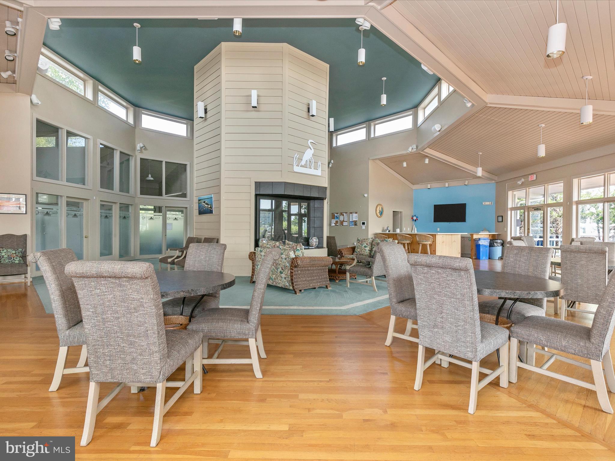 OYSTER COVE - Residential