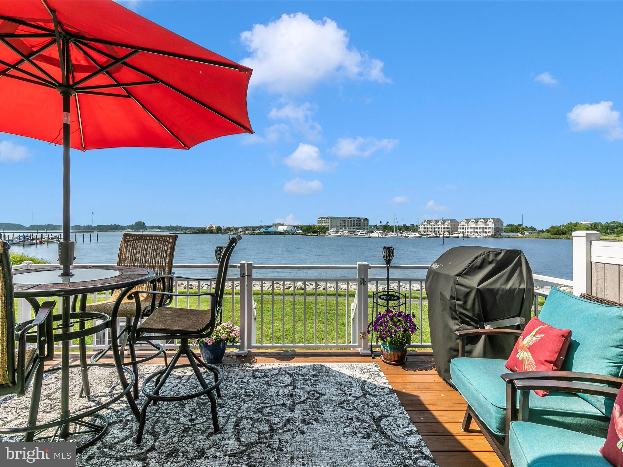 OYSTER COVE - Residential