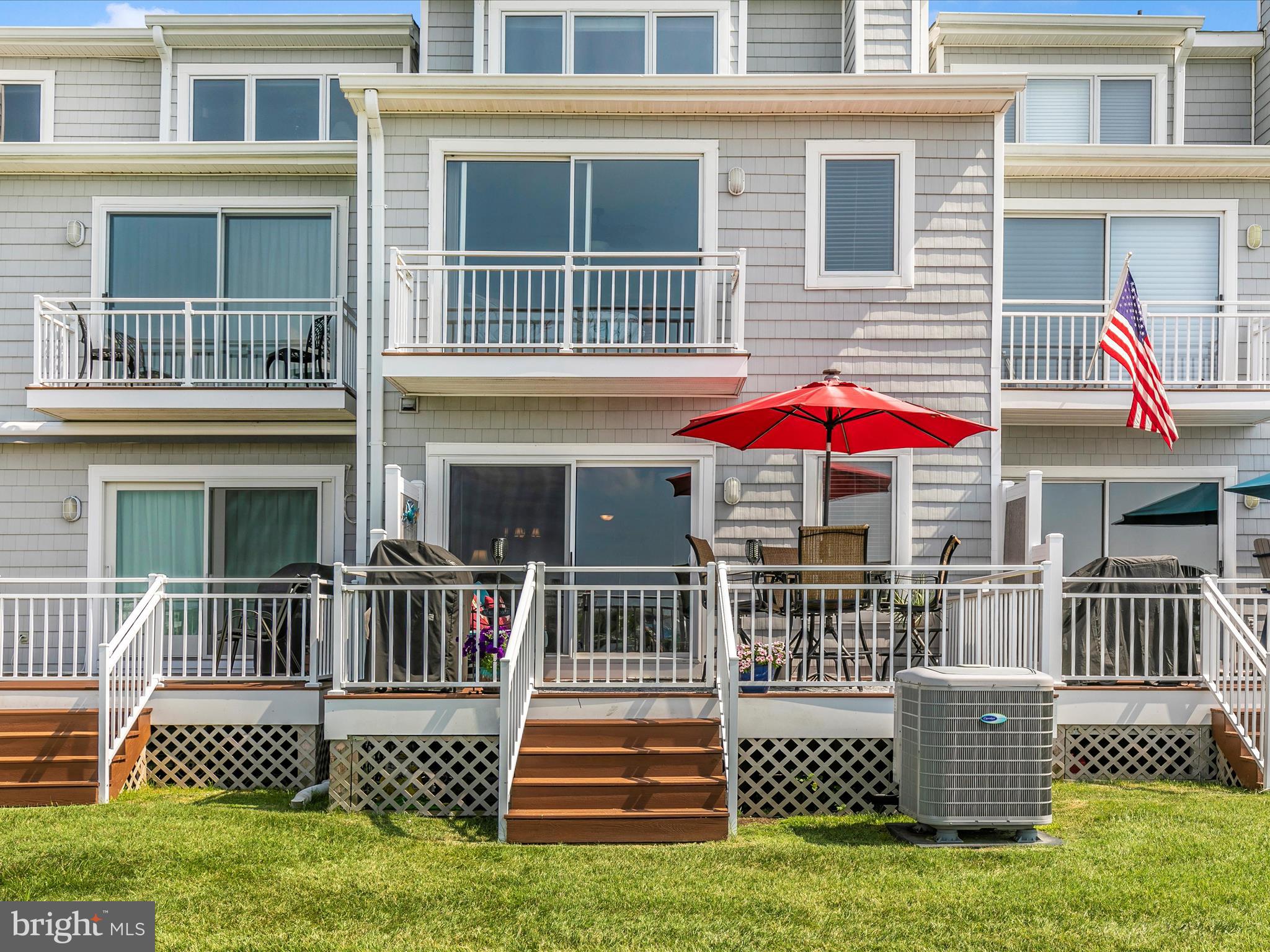 OYSTER COVE - Residential