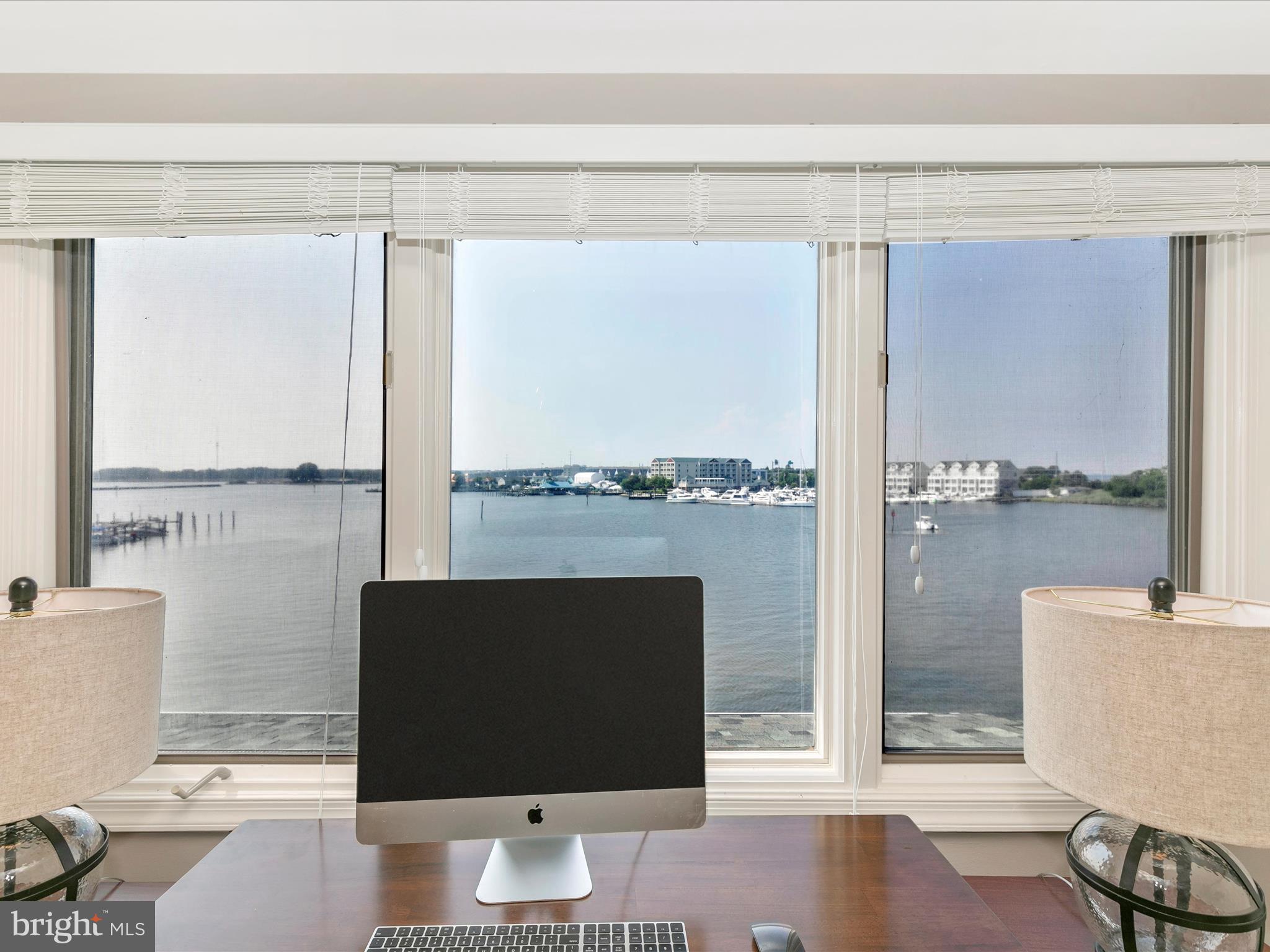 OYSTER COVE - Residential