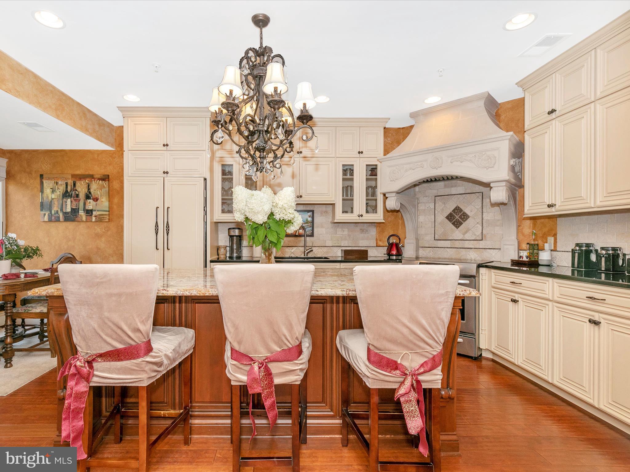 OYSTER COVE - Residential