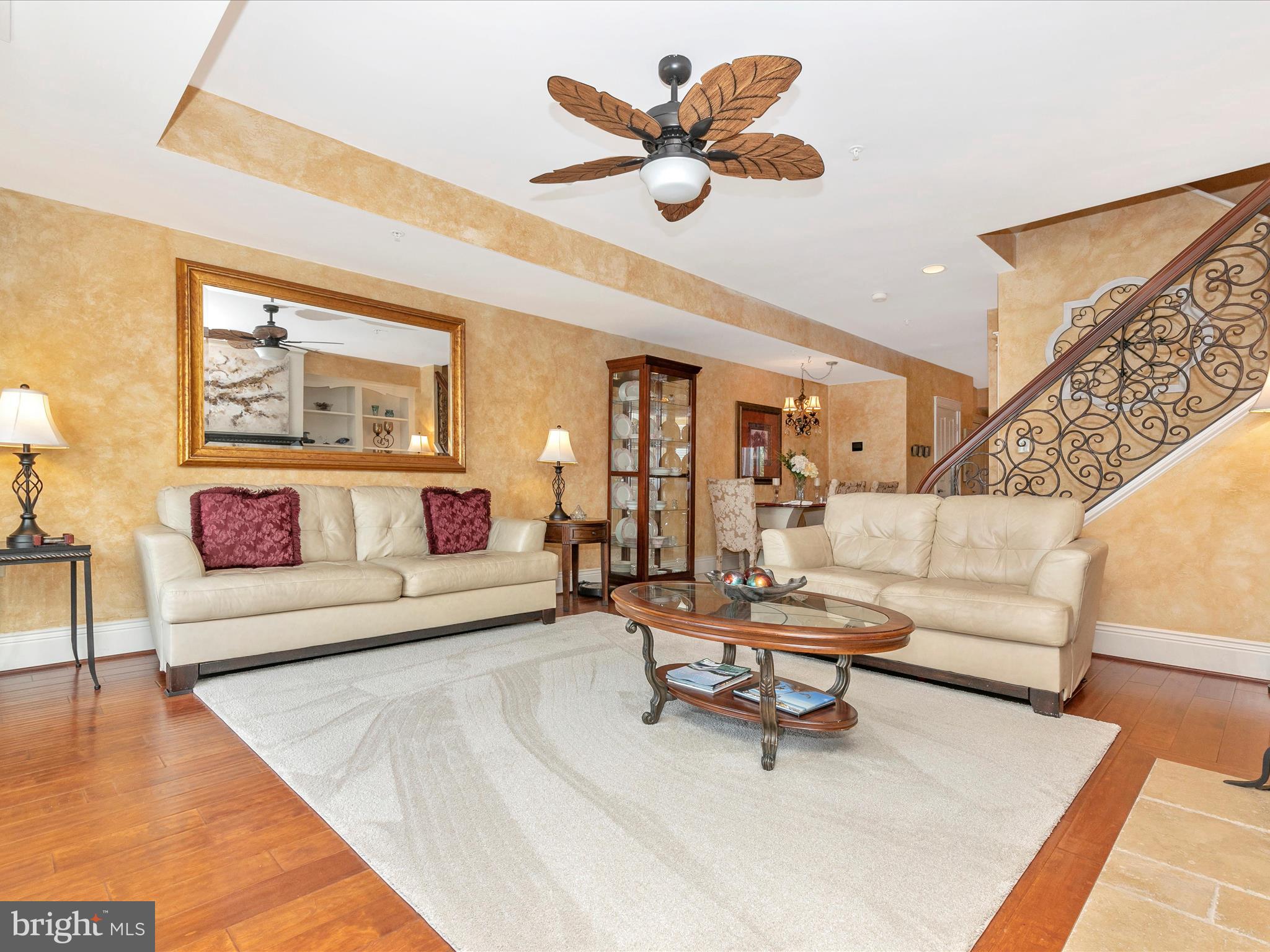 OYSTER COVE - Residential