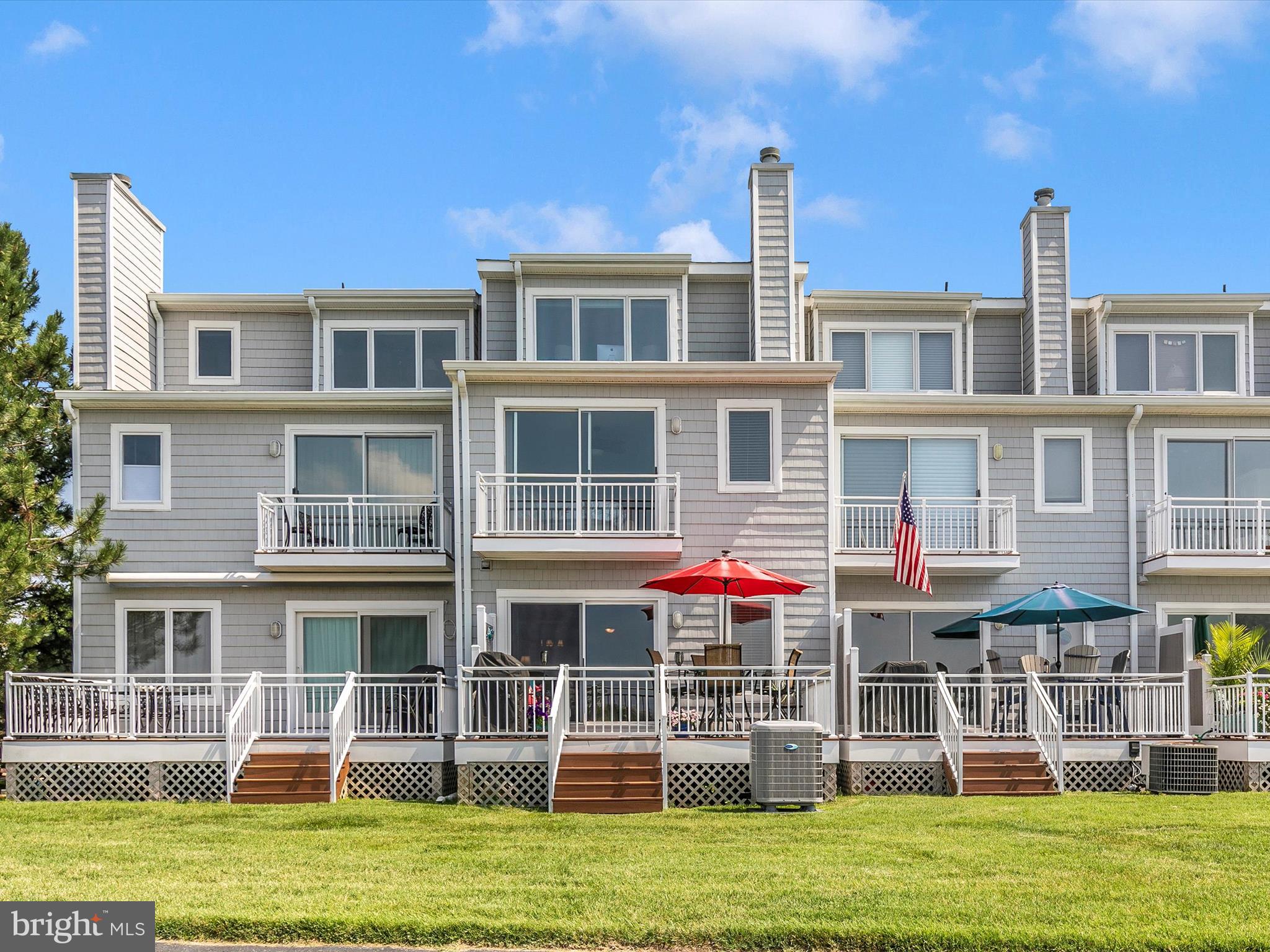 OYSTER COVE - Residential