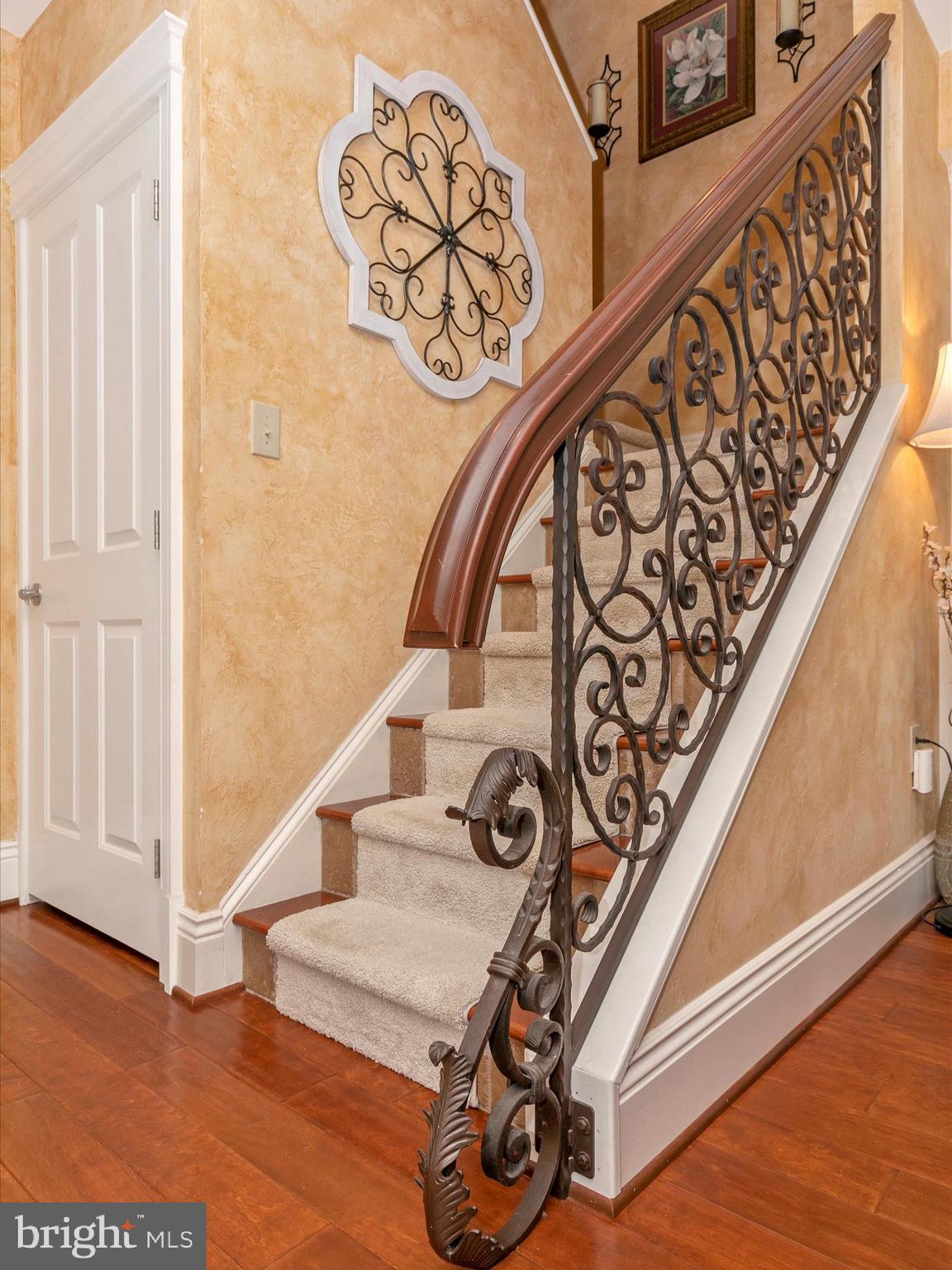 OYSTER COVE - Residential