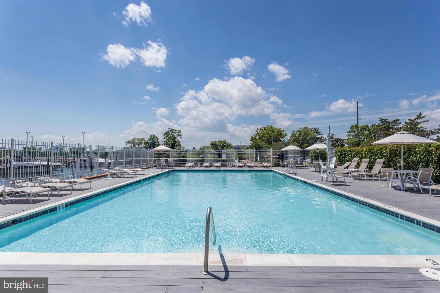 OYSTER COVE - Residential