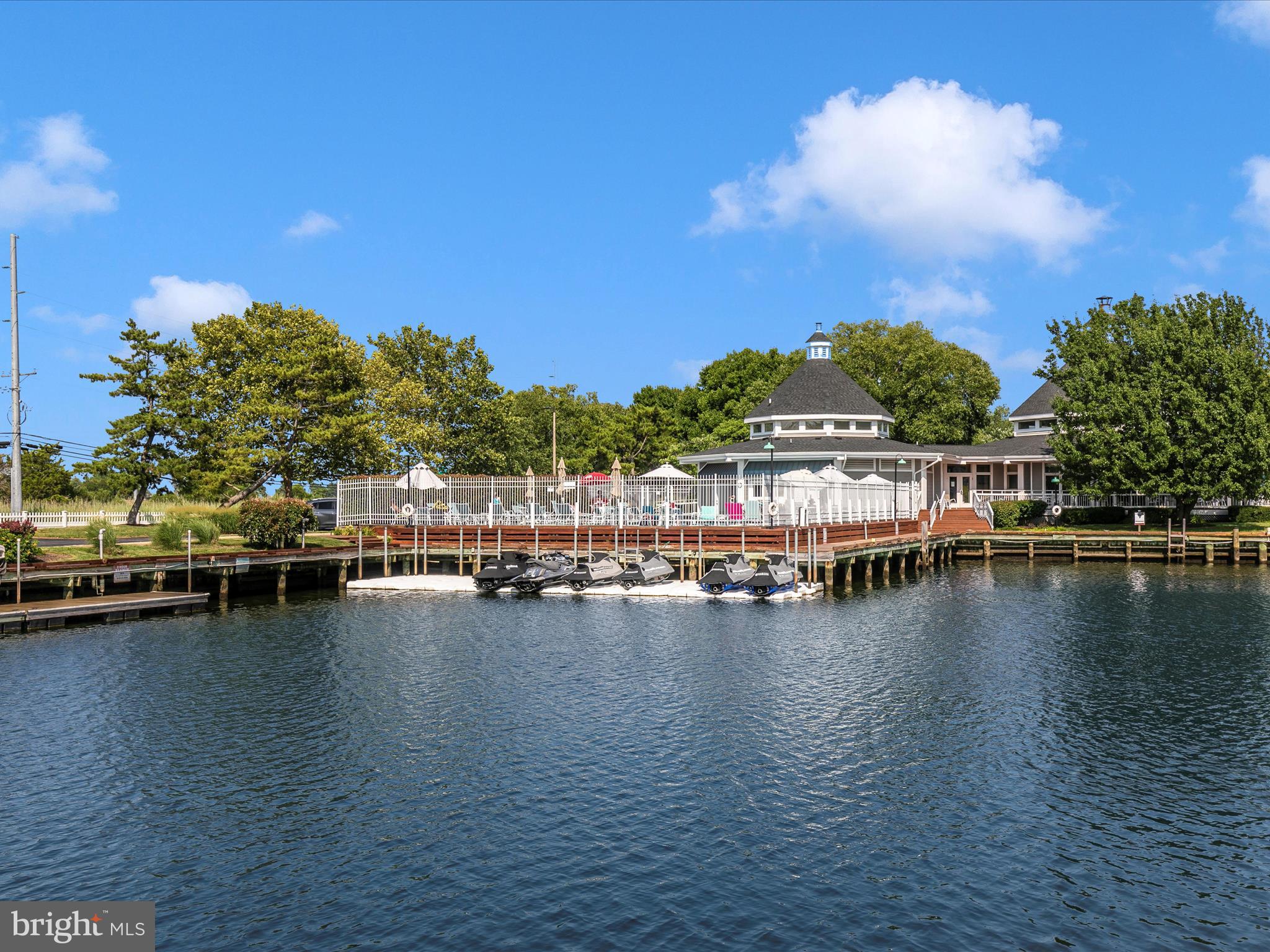 OYSTER COVE - Residential