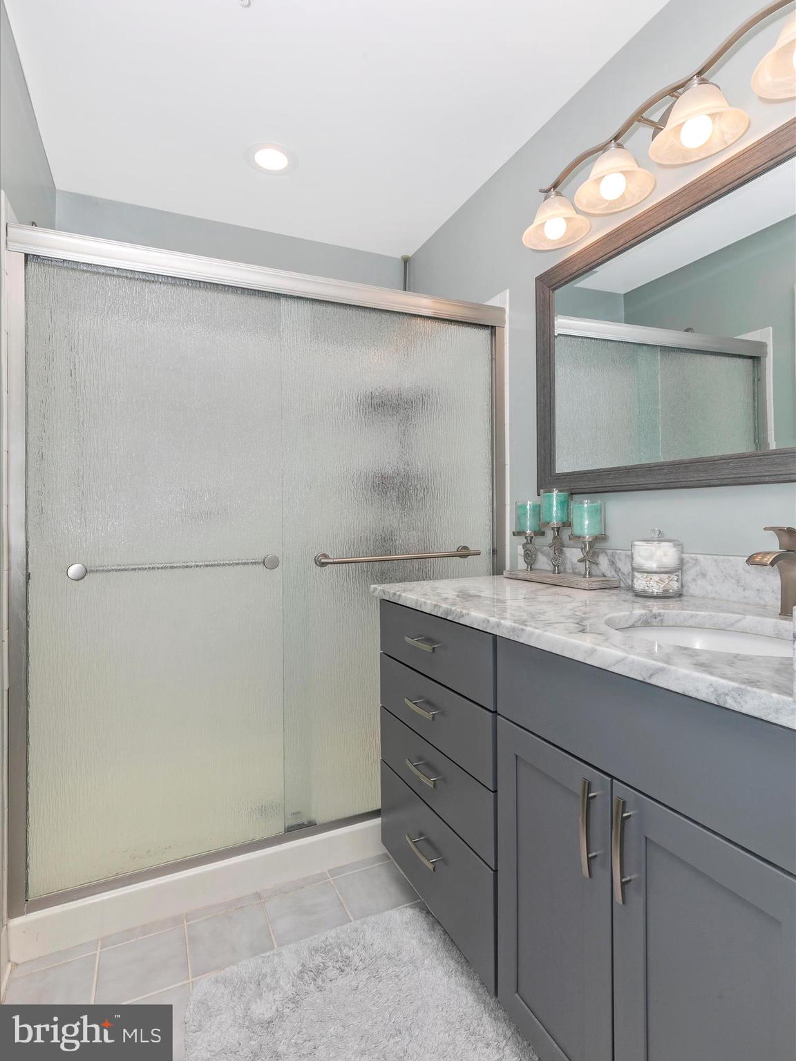 OYSTER COVE - Residential