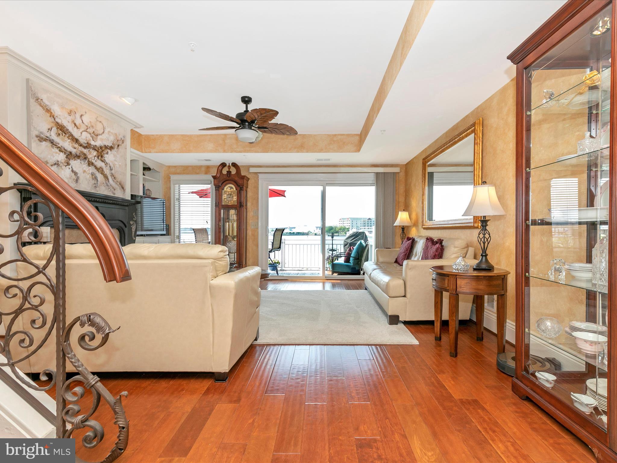 OYSTER COVE - Residential