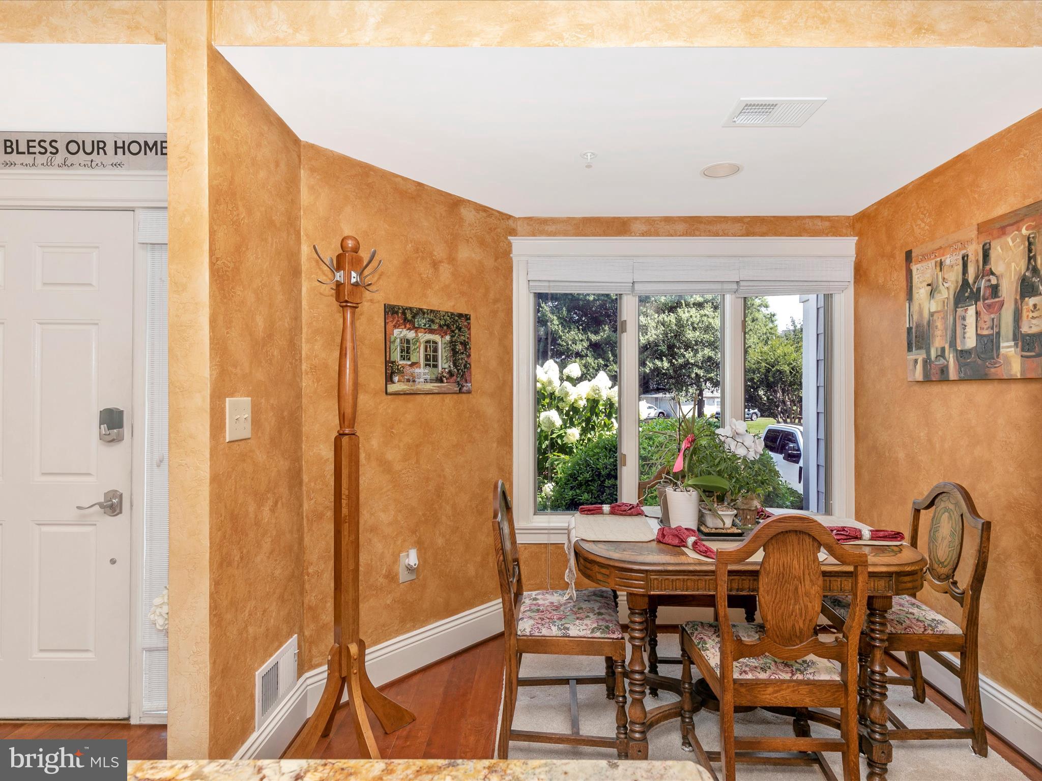 OYSTER COVE - Residential