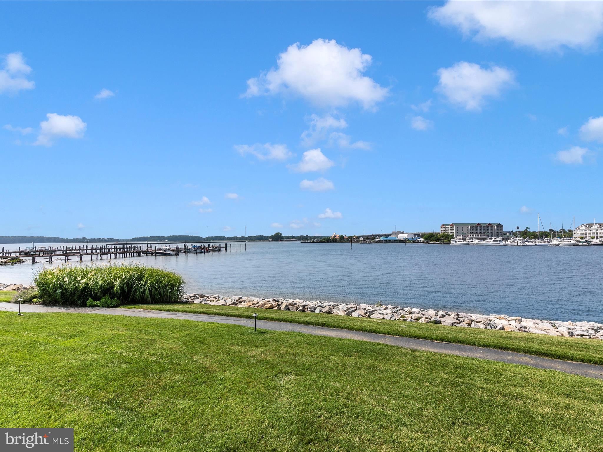 OYSTER COVE - Residential