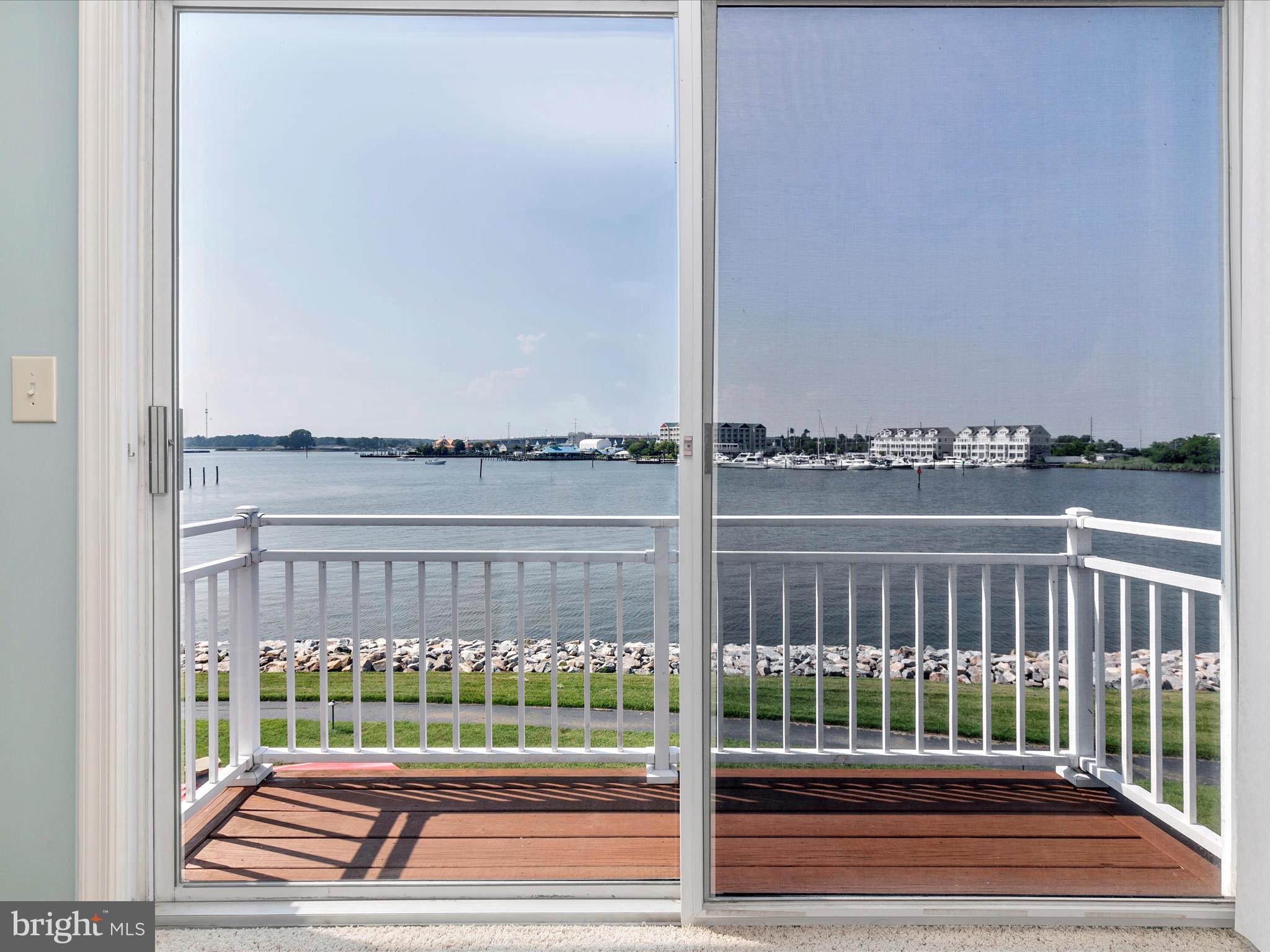 OYSTER COVE - Residential