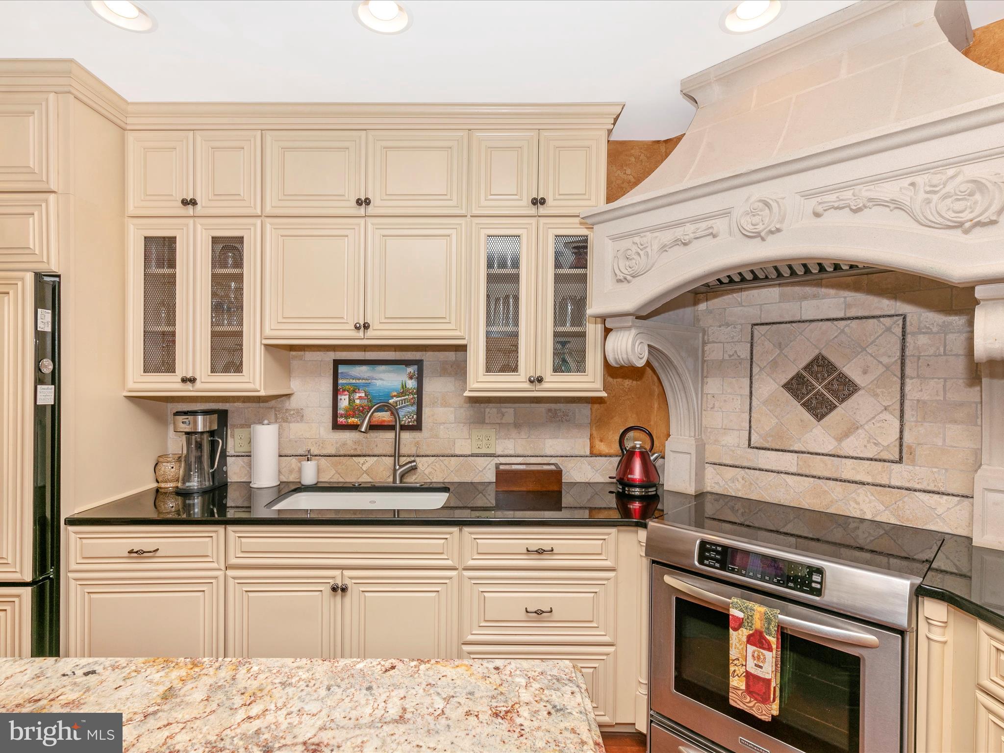 OYSTER COVE - Residential