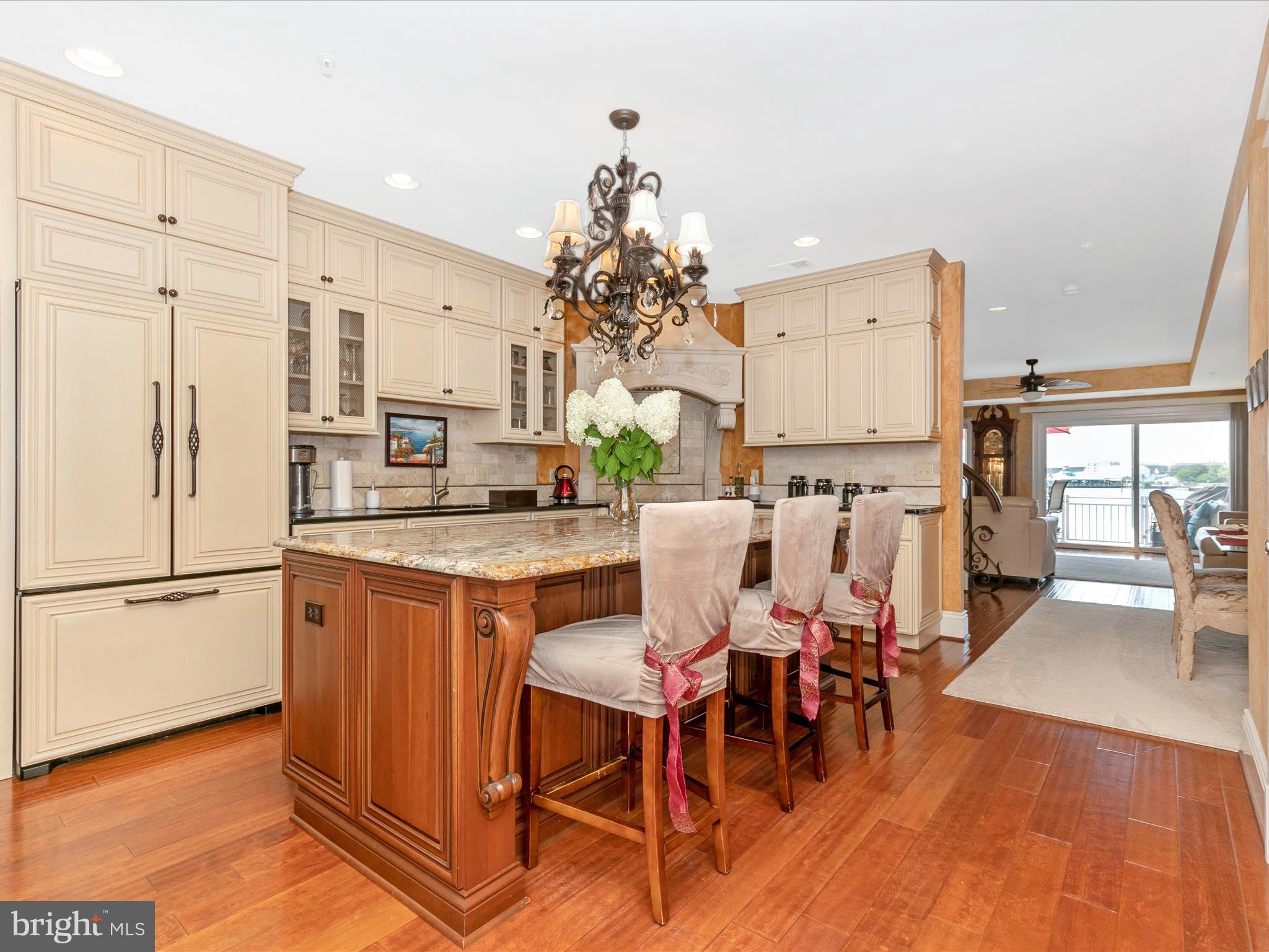 OYSTER COVE - Residential