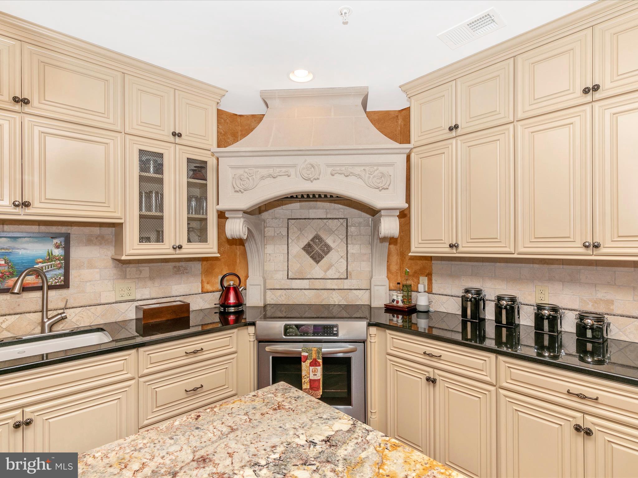 OYSTER COVE - Residential