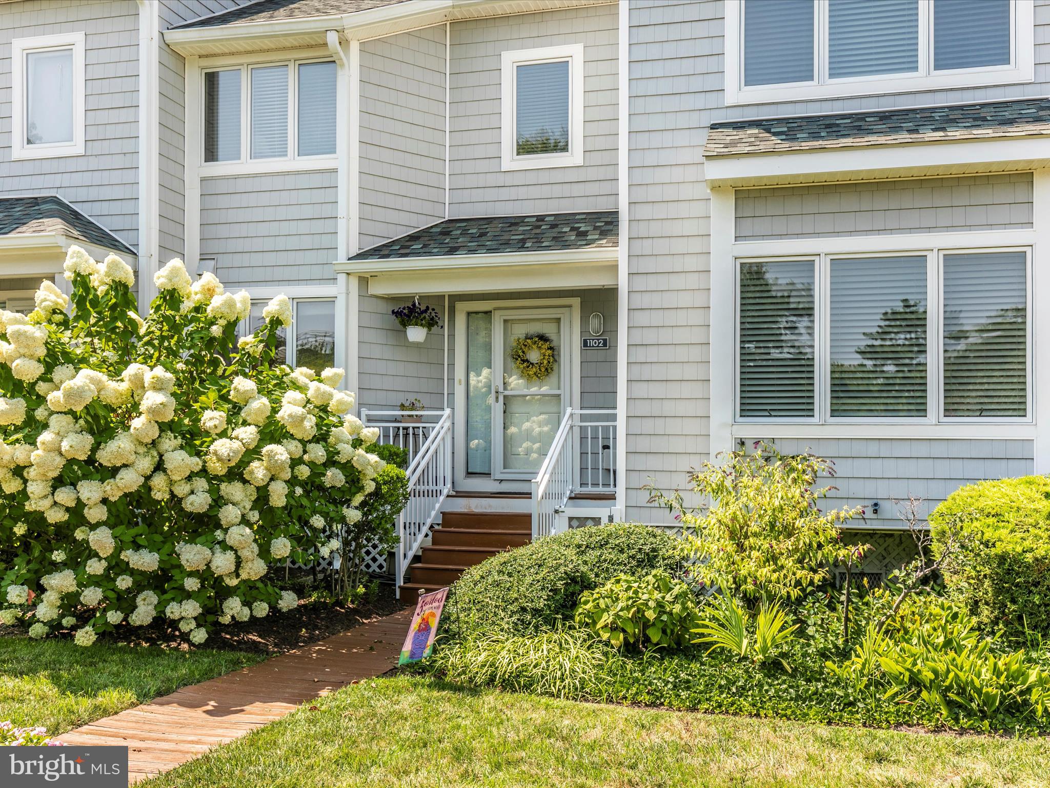 OYSTER COVE - Residential