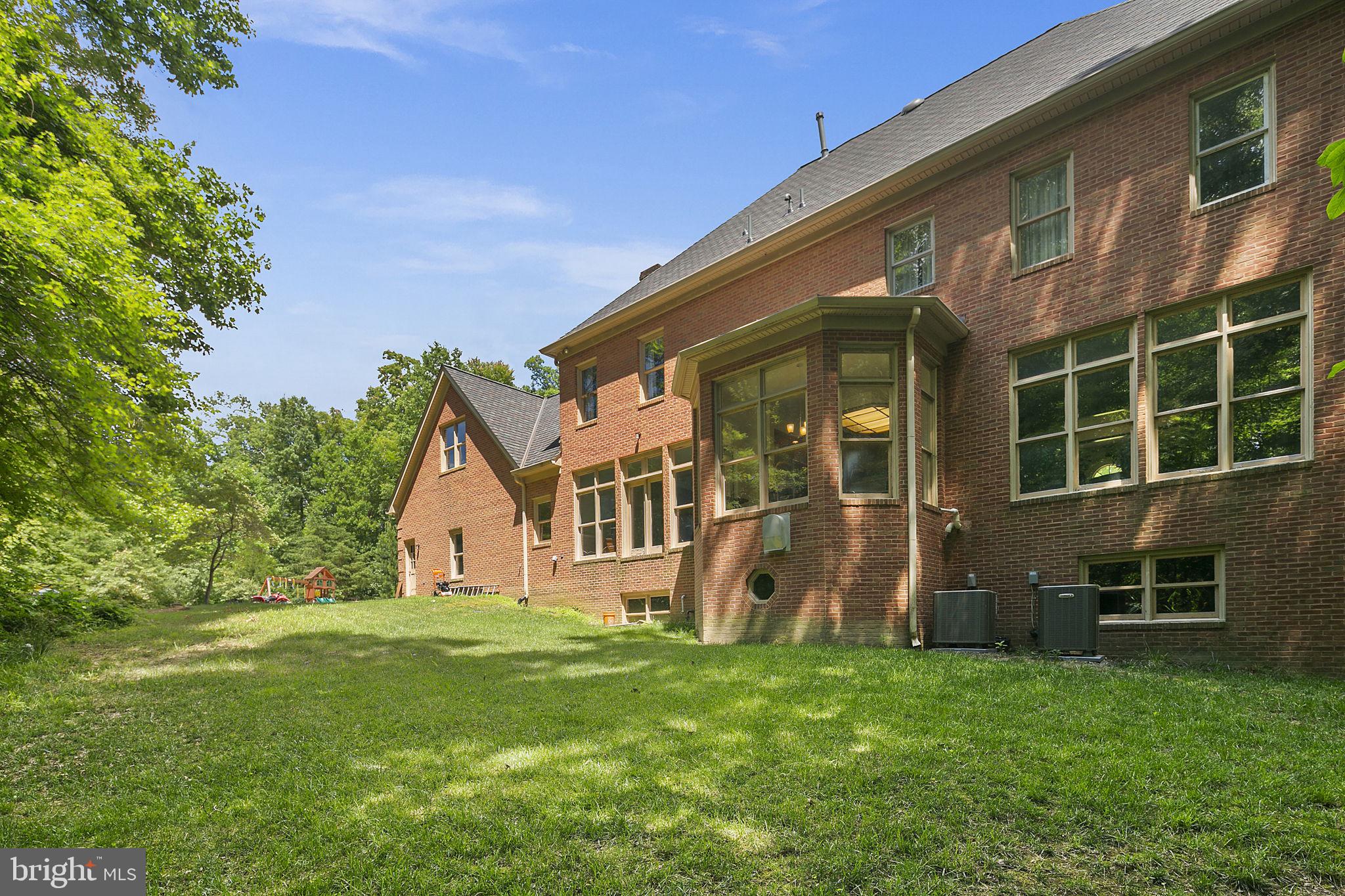 QUAILWOOD - Residential