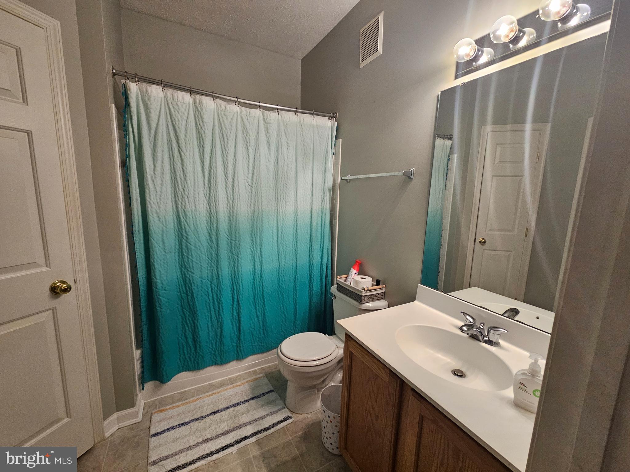 PINEY ORCHARD - Residential Lease