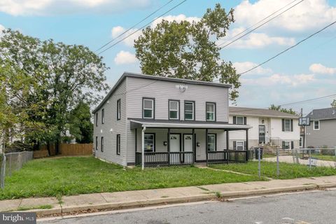 708 59TH PLACE CAPITOL HEIGHTS MD 20743