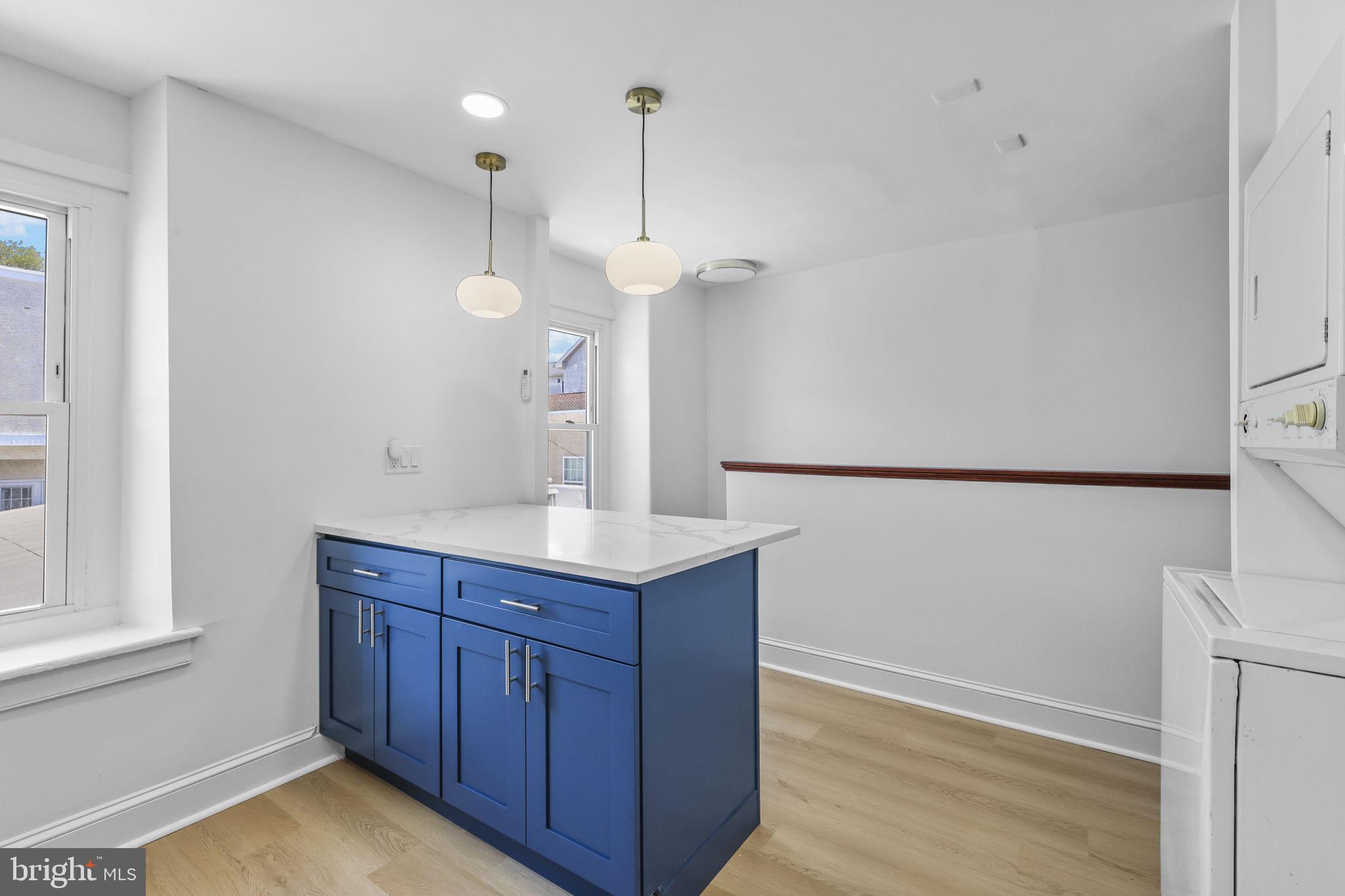 MANAYUNK - Residential Lease