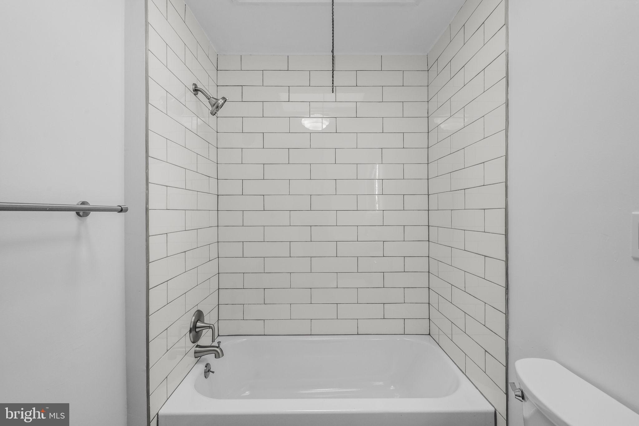 MANAYUNK - Residential Lease