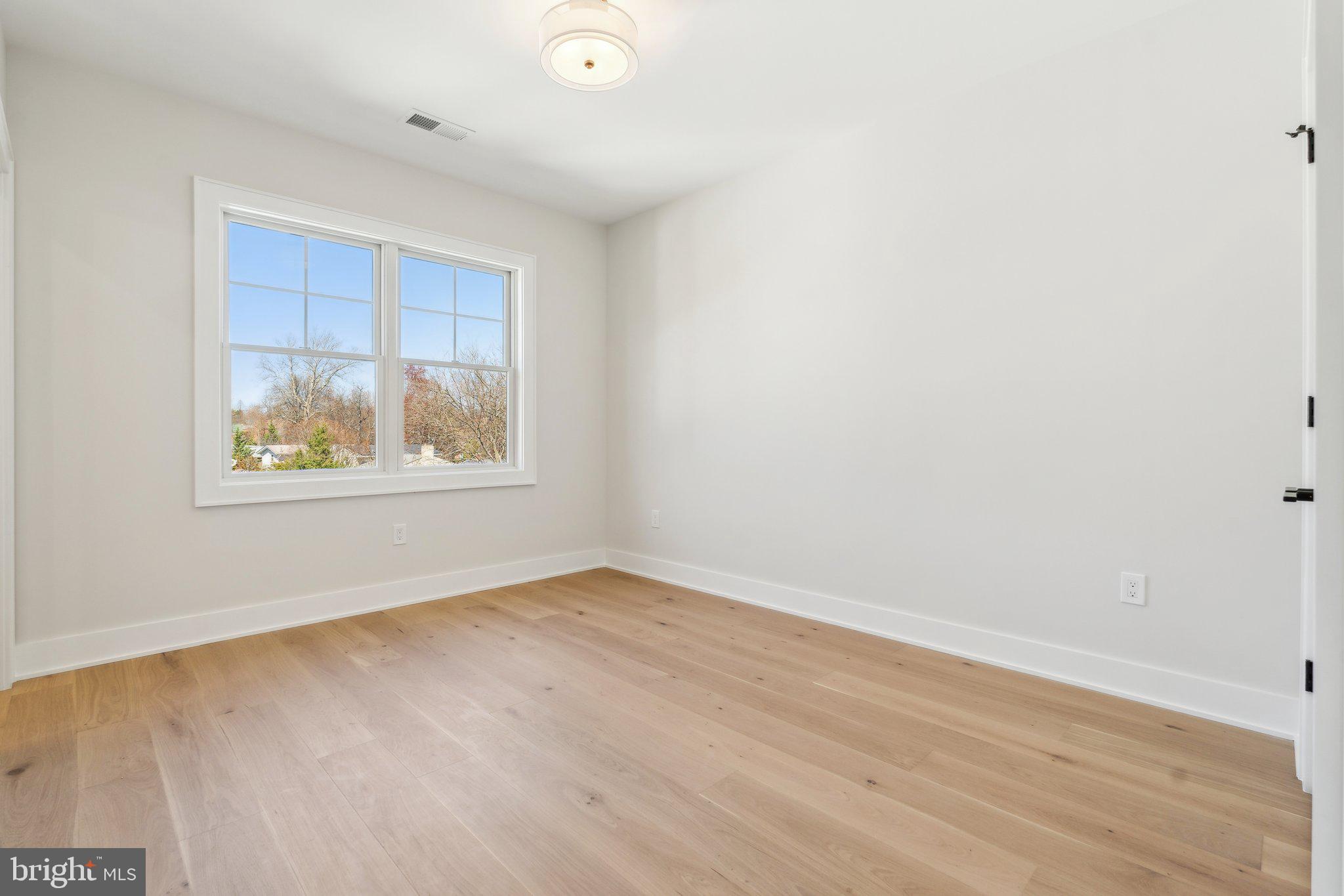 GEORGETOWN VILLAGE - Residential