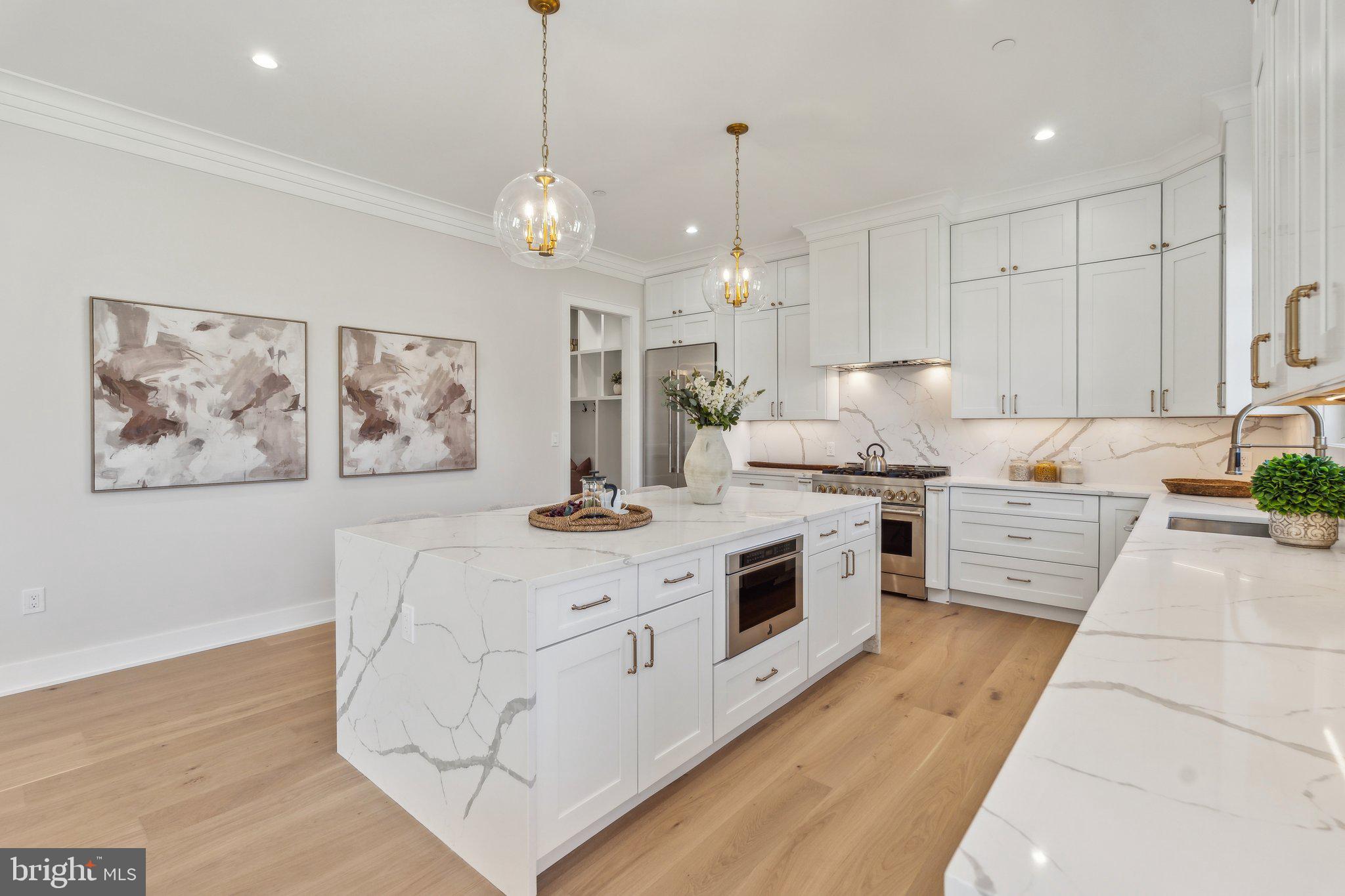 GEORGETOWN VILLAGE - Residential